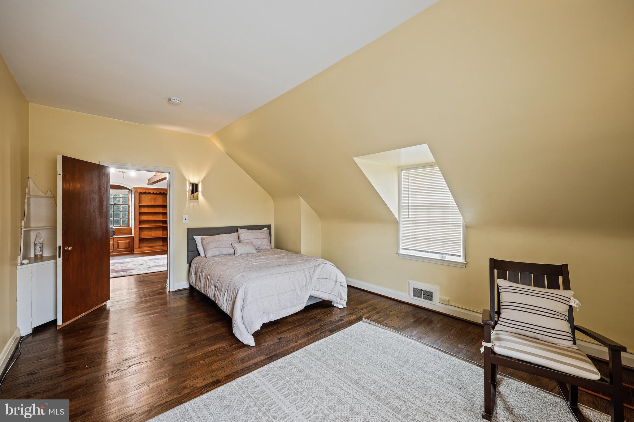 GREATER HOMELAND HISTORIC DISTRICT - Residential Lease