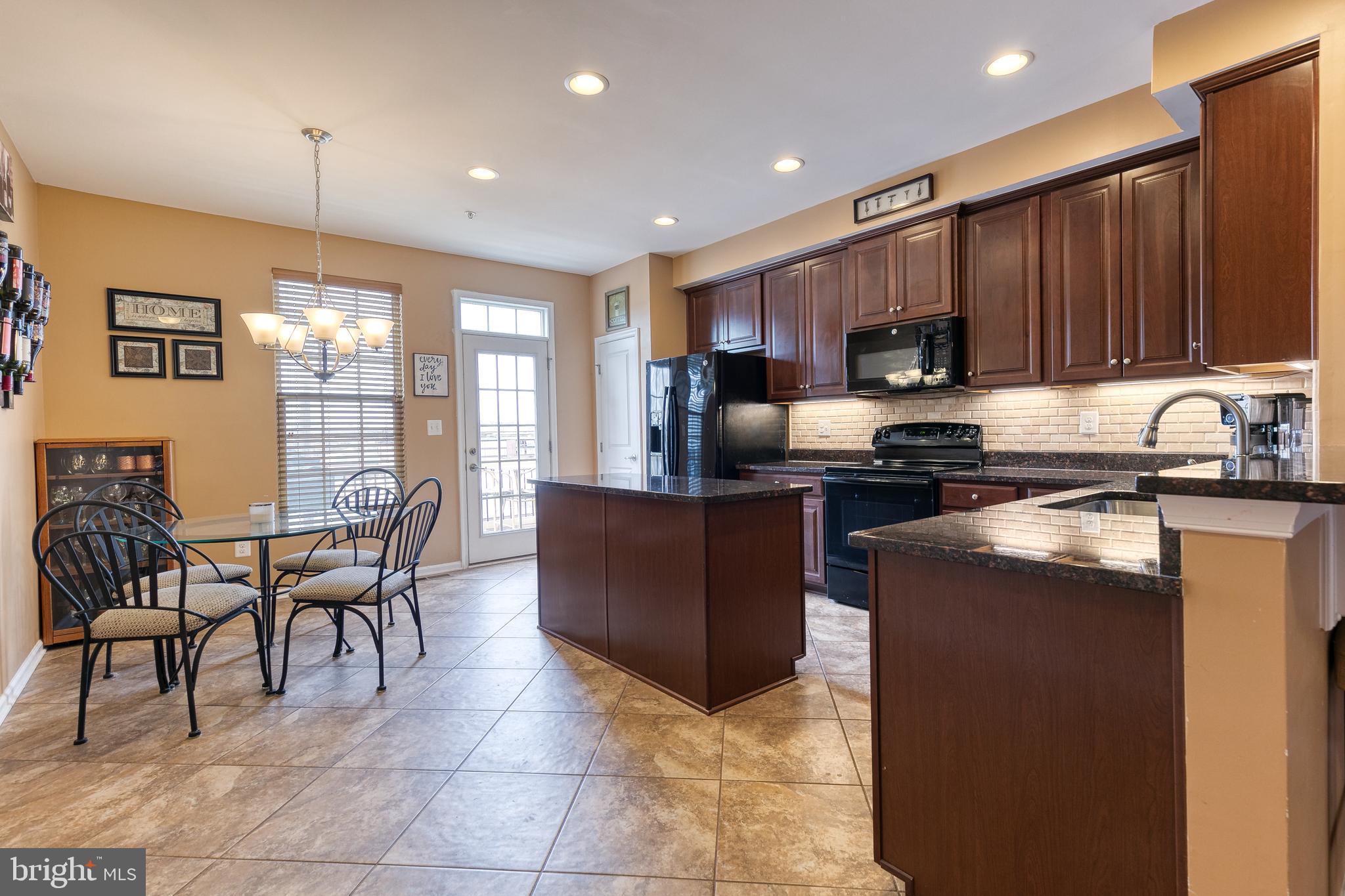 O'DONNELL SQUARE - Residential Lease