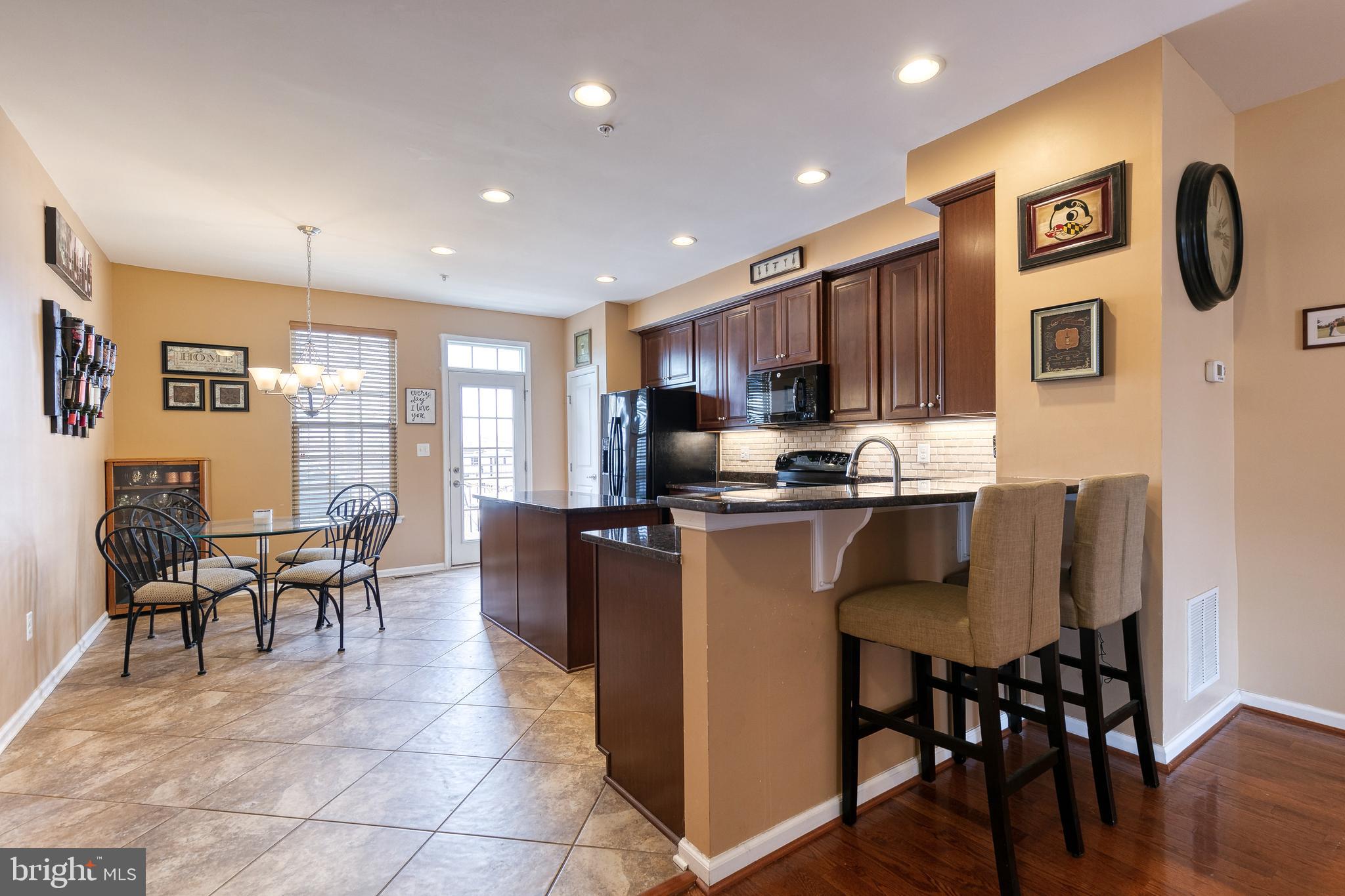 O'DONNELL SQUARE - Residential Lease