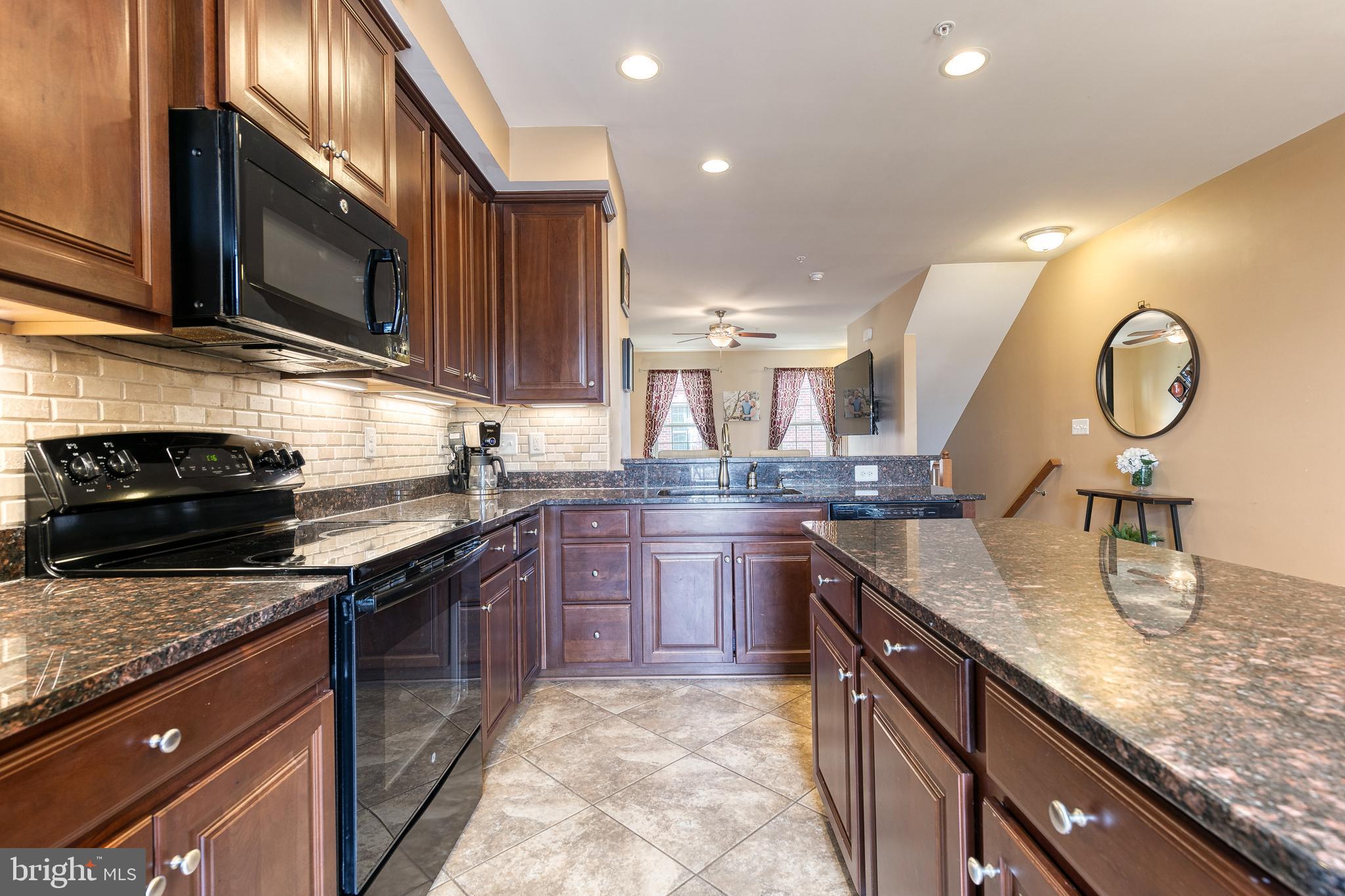 O'DONNELL SQUARE - Residential Lease