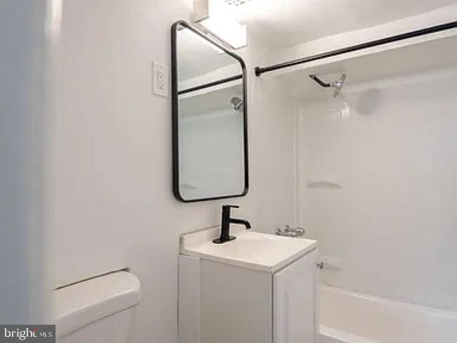 MOUNT VERNON PLACE HISTORIC DISTRICT - Residential Lease