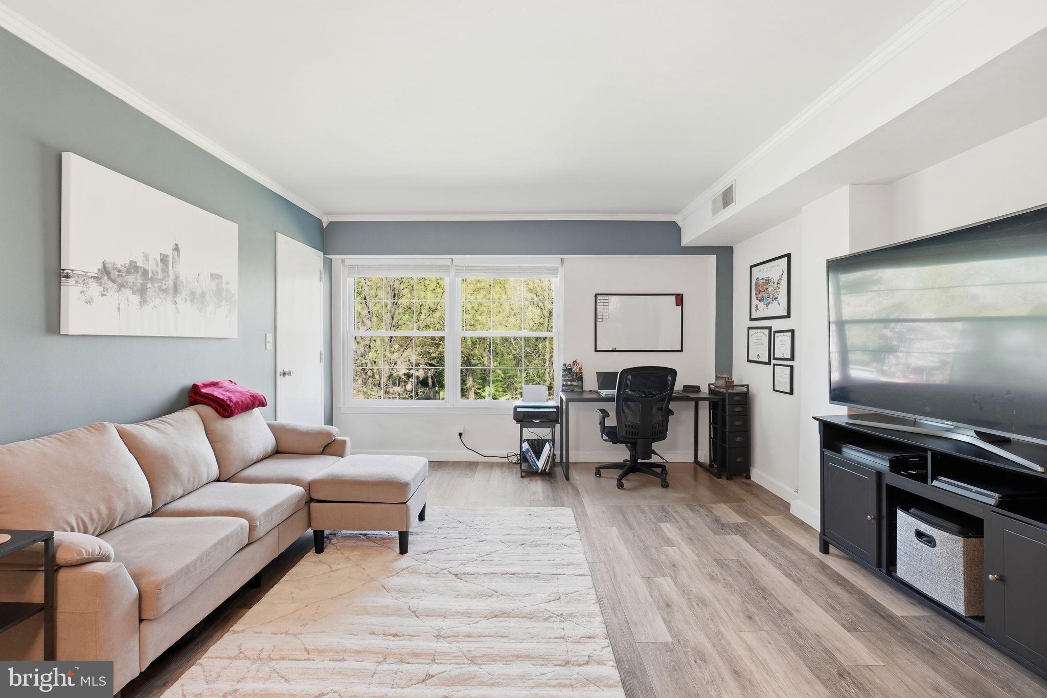 THE COLONIES - Residential