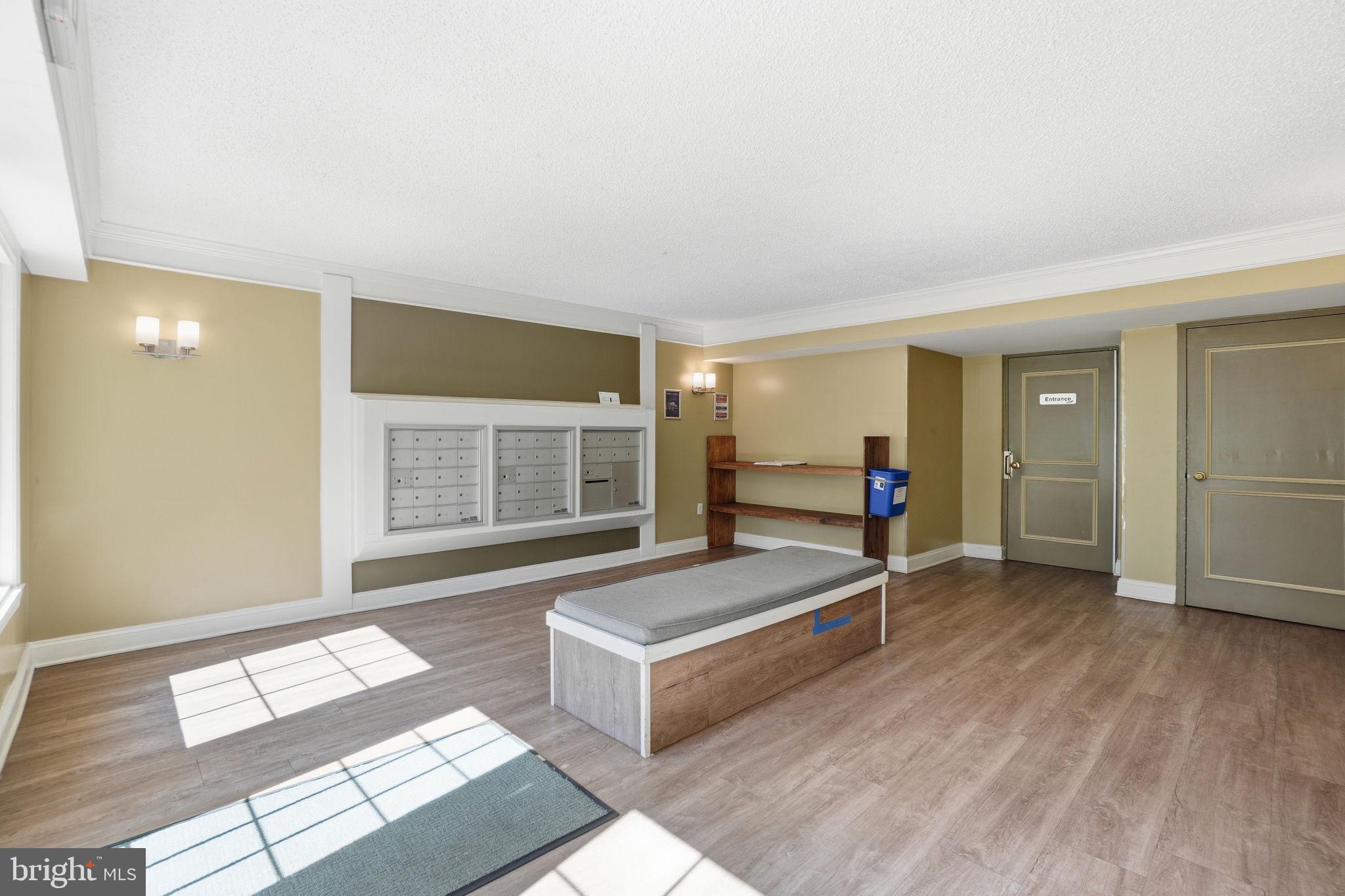 THE COLONIES - Residential