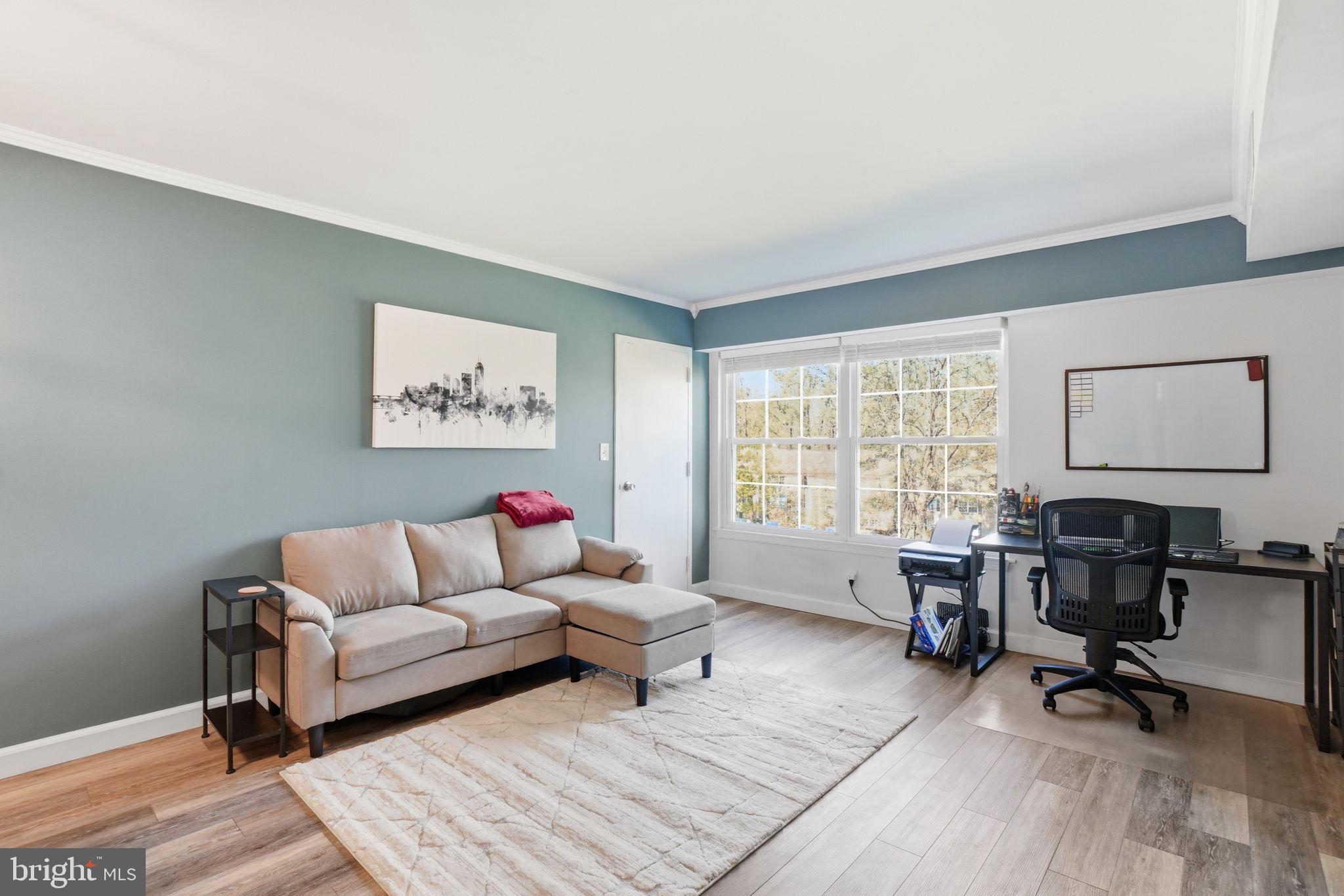 THE COLONIES - Residential