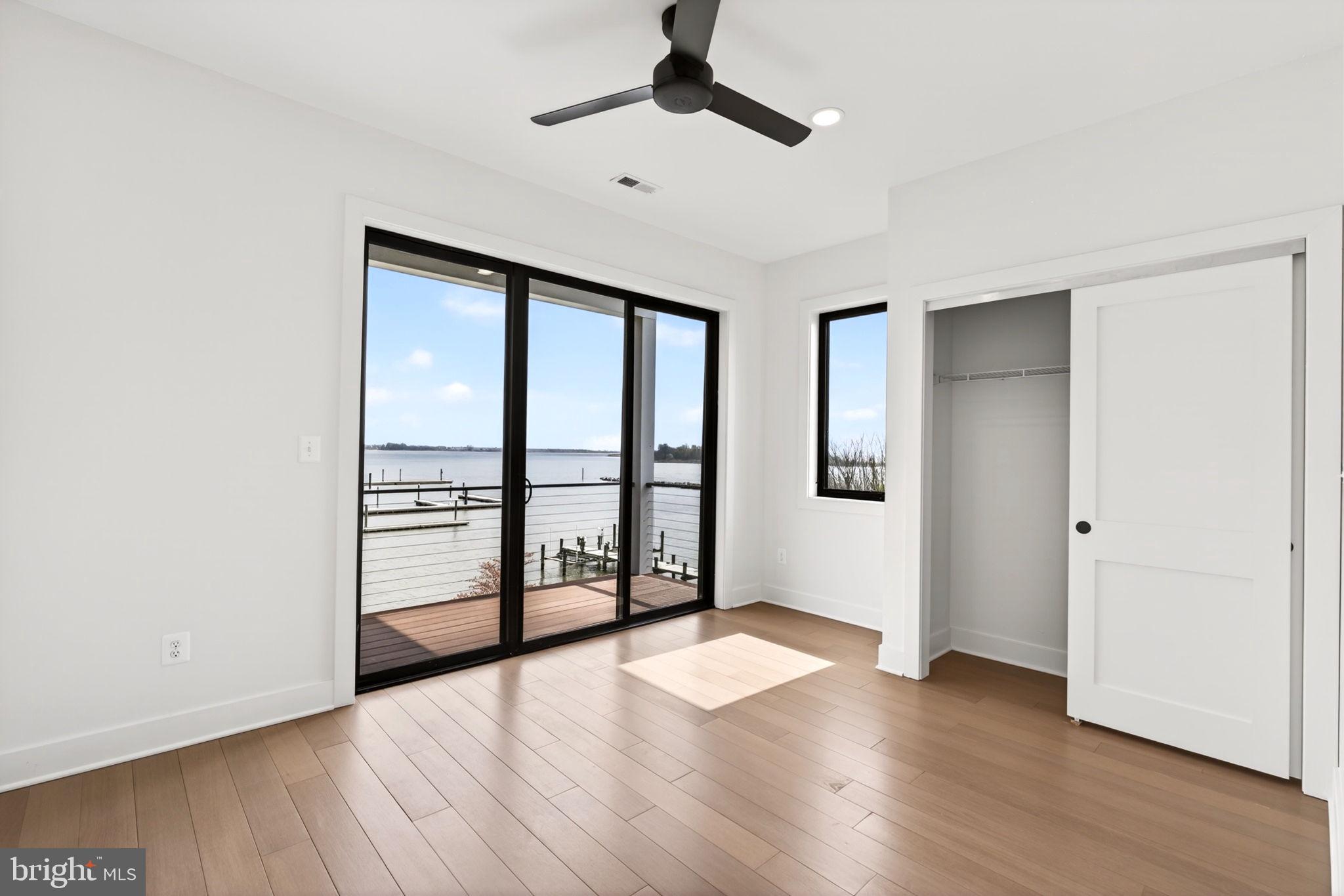 SWAN POINT - Residential