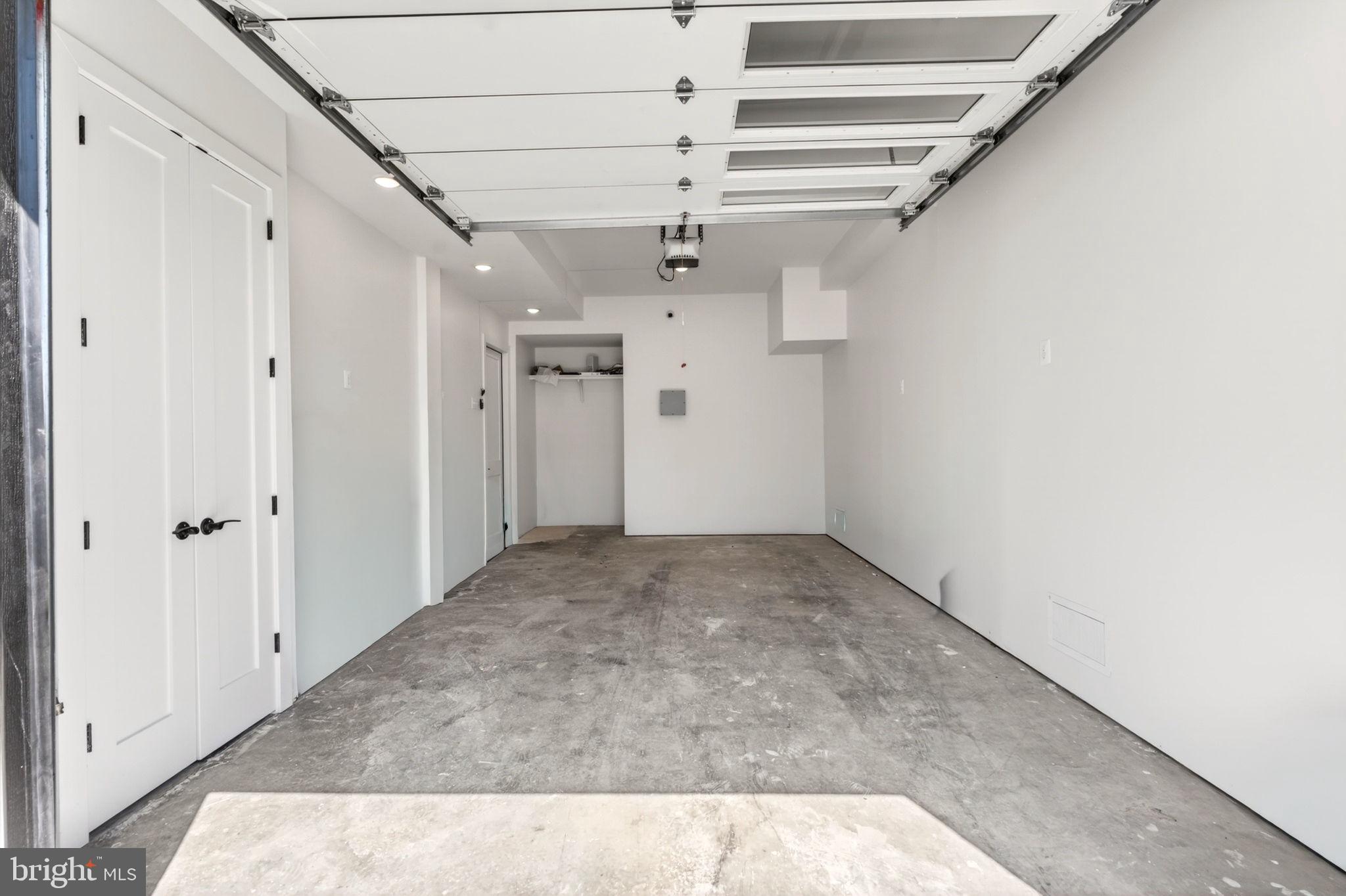 SWAN POINT - Residential