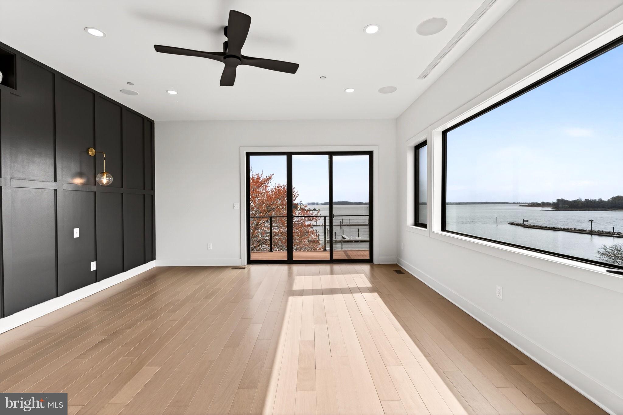 SWAN POINT - Residential