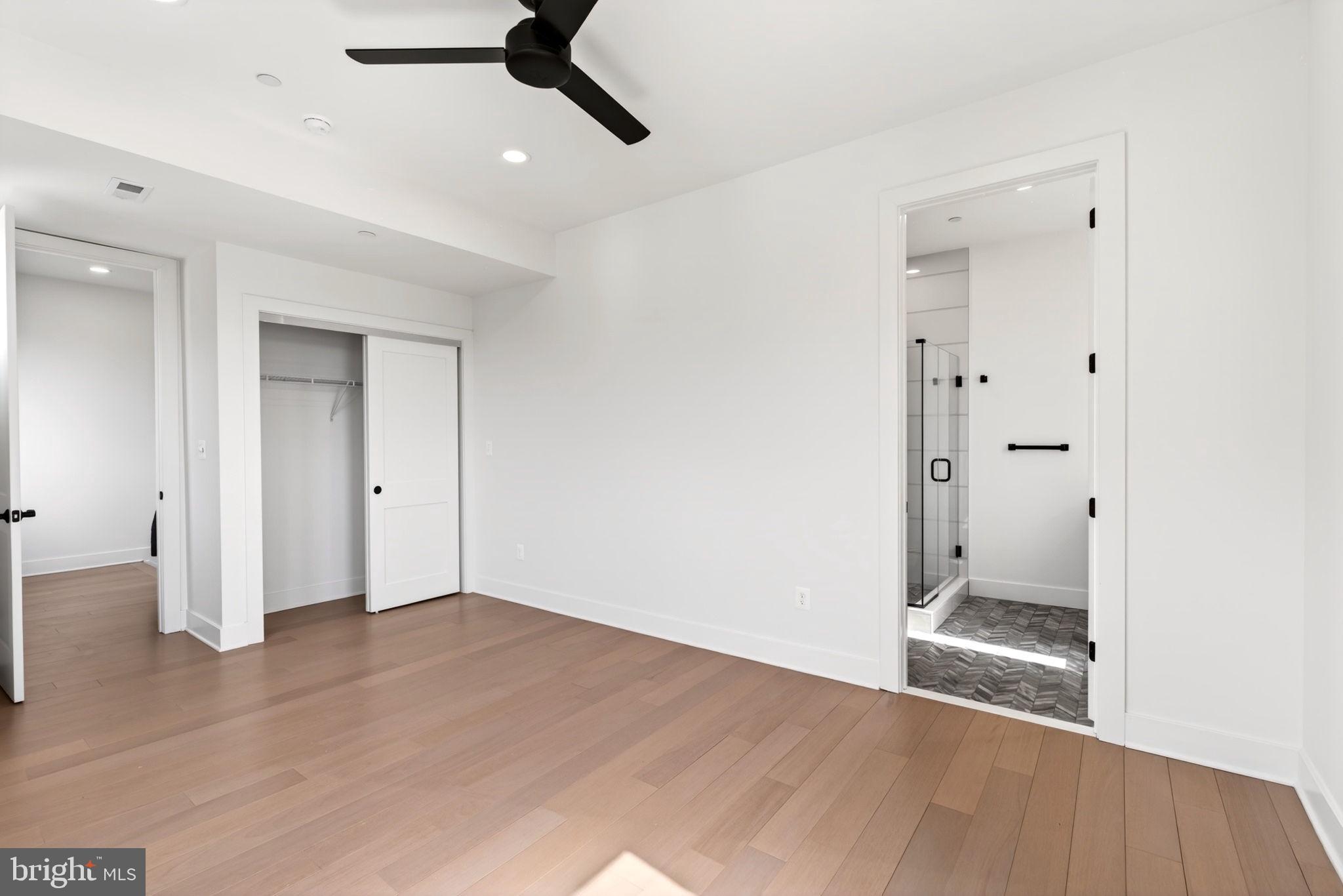 SWAN POINT - Residential