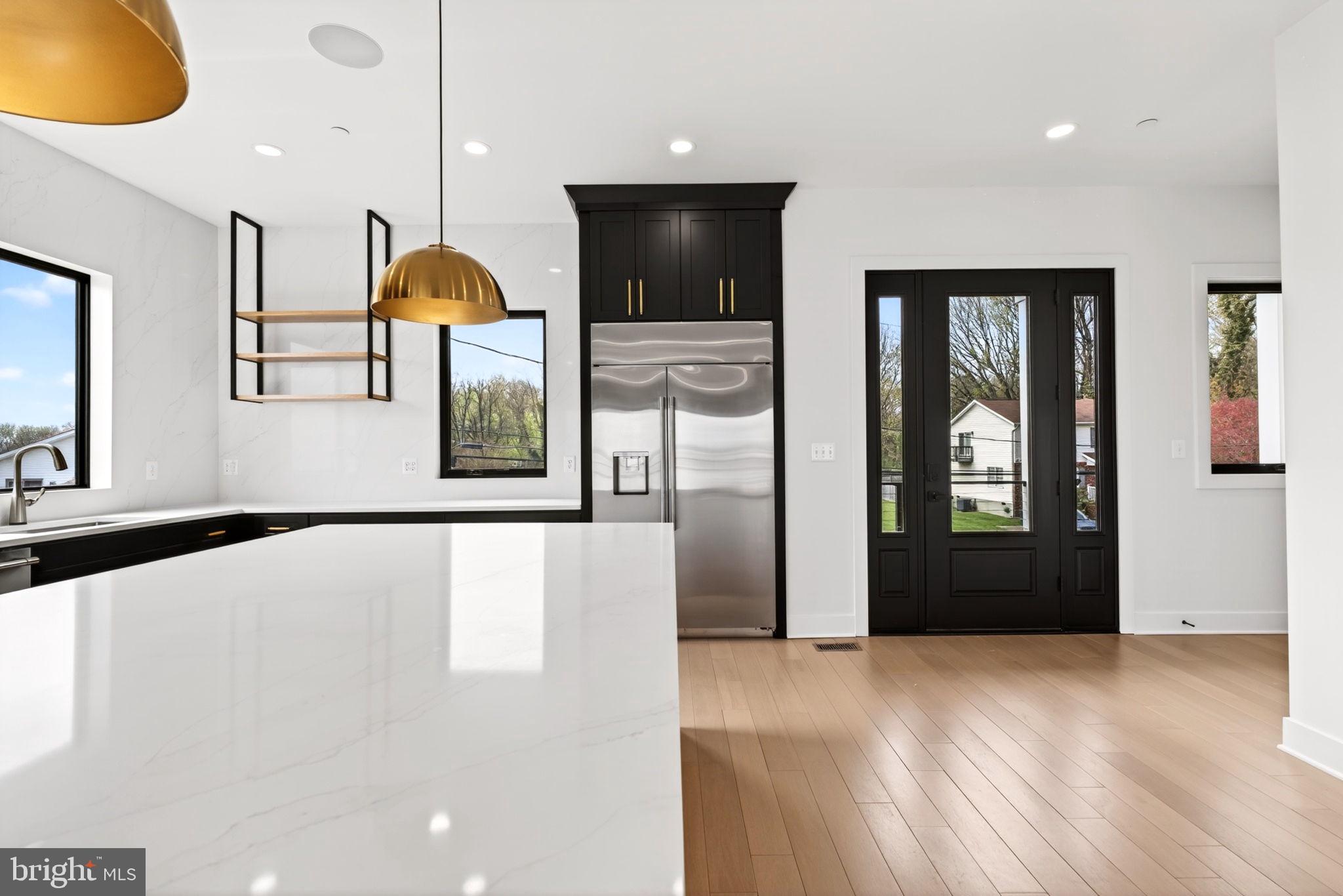 SWAN POINT - Residential