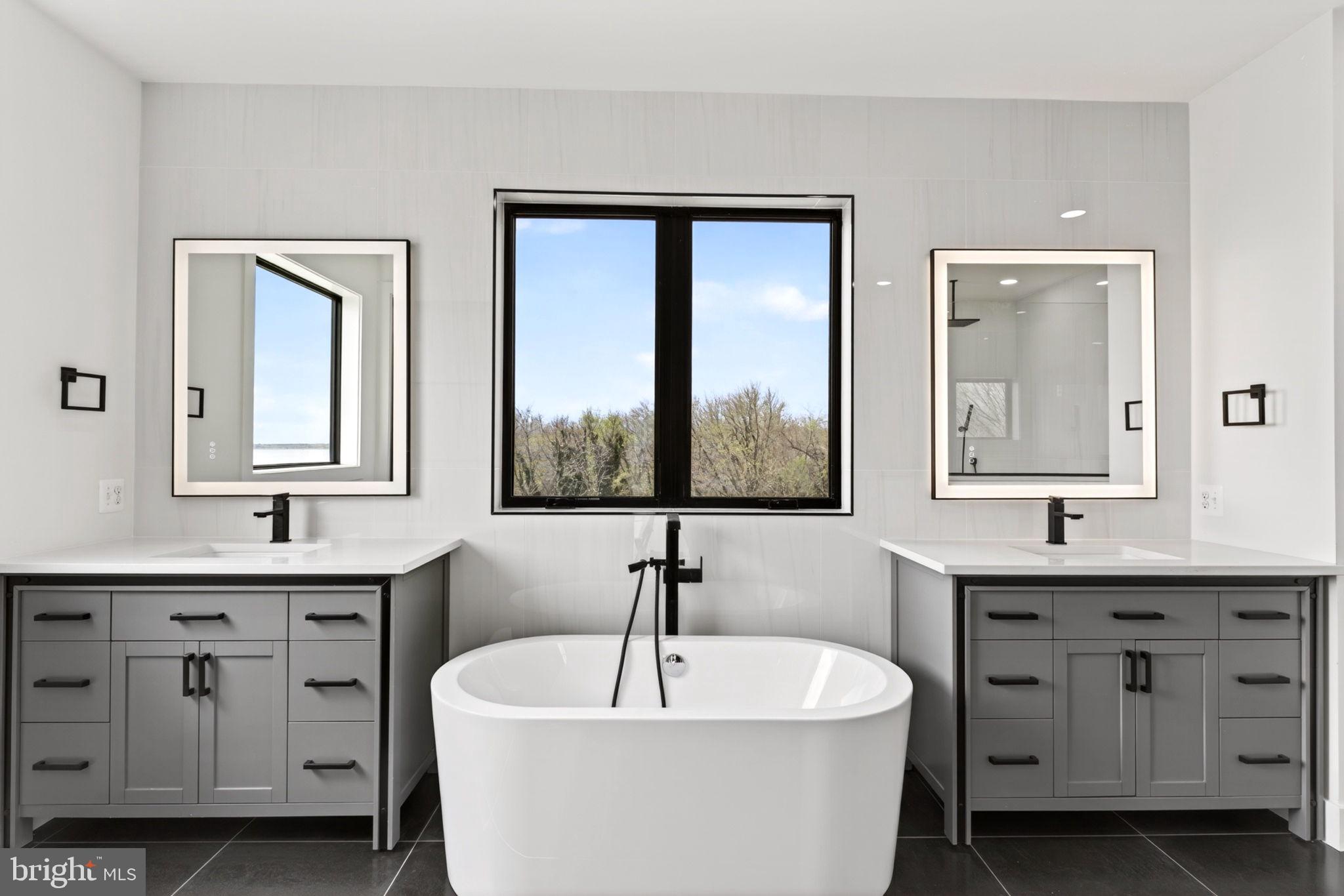 SWAN POINT - Residential