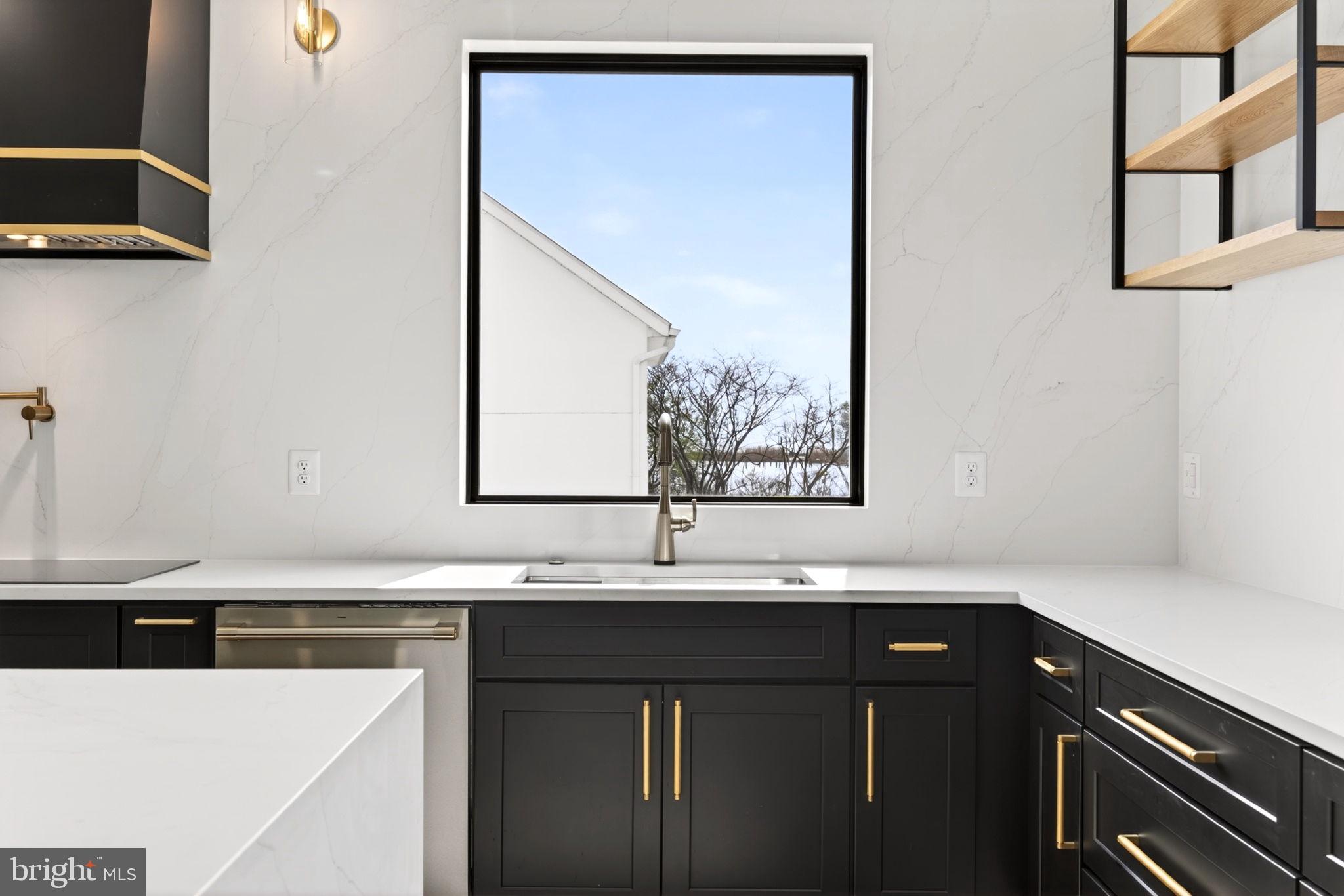 SWAN POINT - Residential