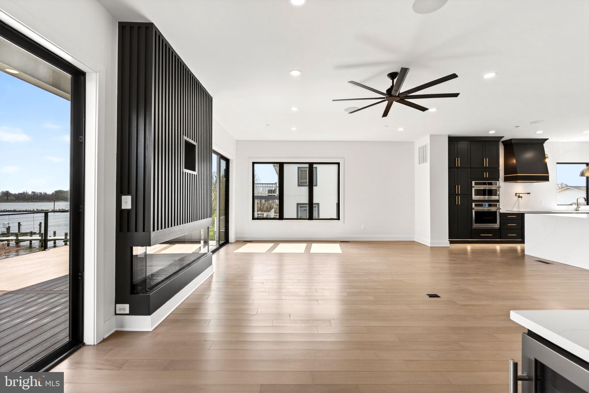 SWAN POINT - Residential