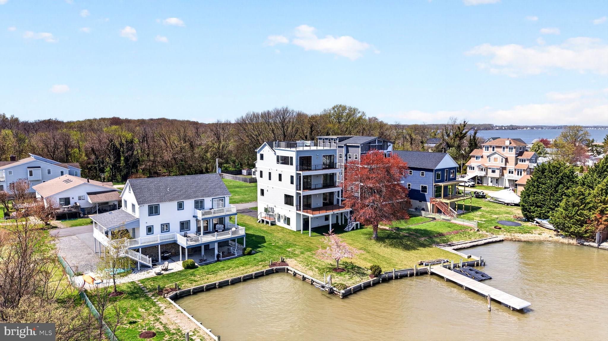 SWAN POINT - Residential