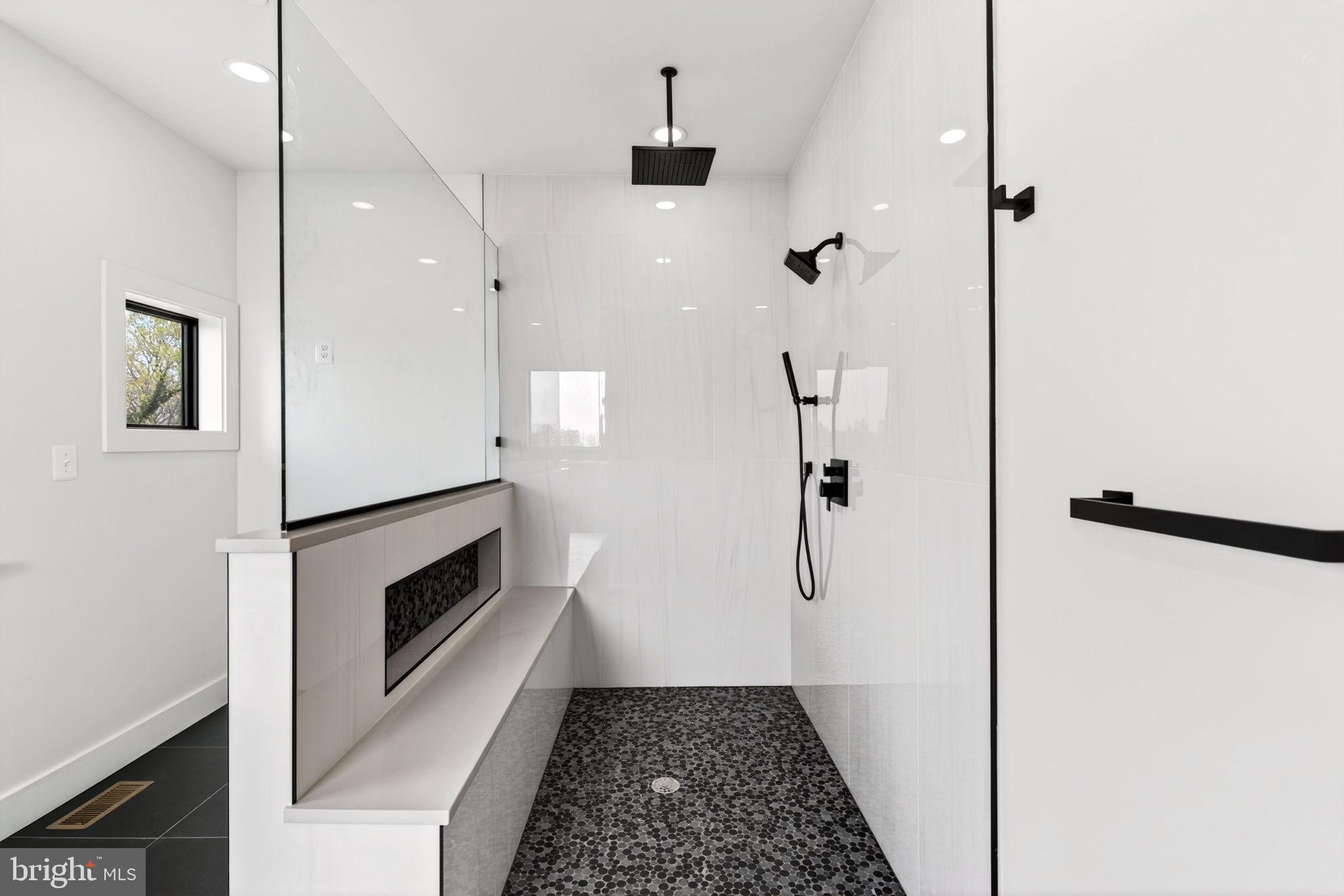 SWAN POINT - Residential