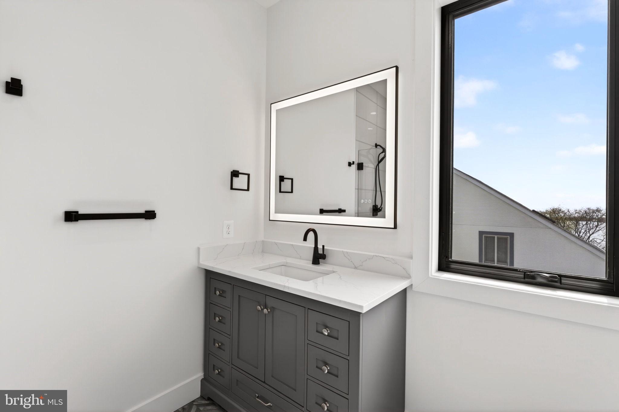 SWAN POINT - Residential