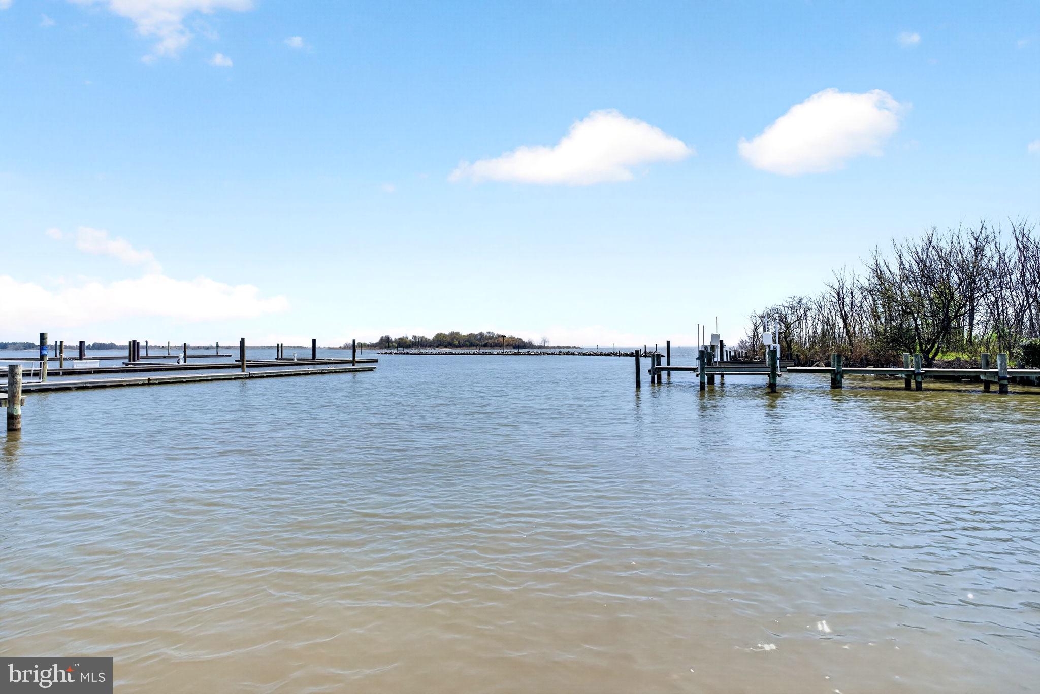 SWAN POINT - Residential