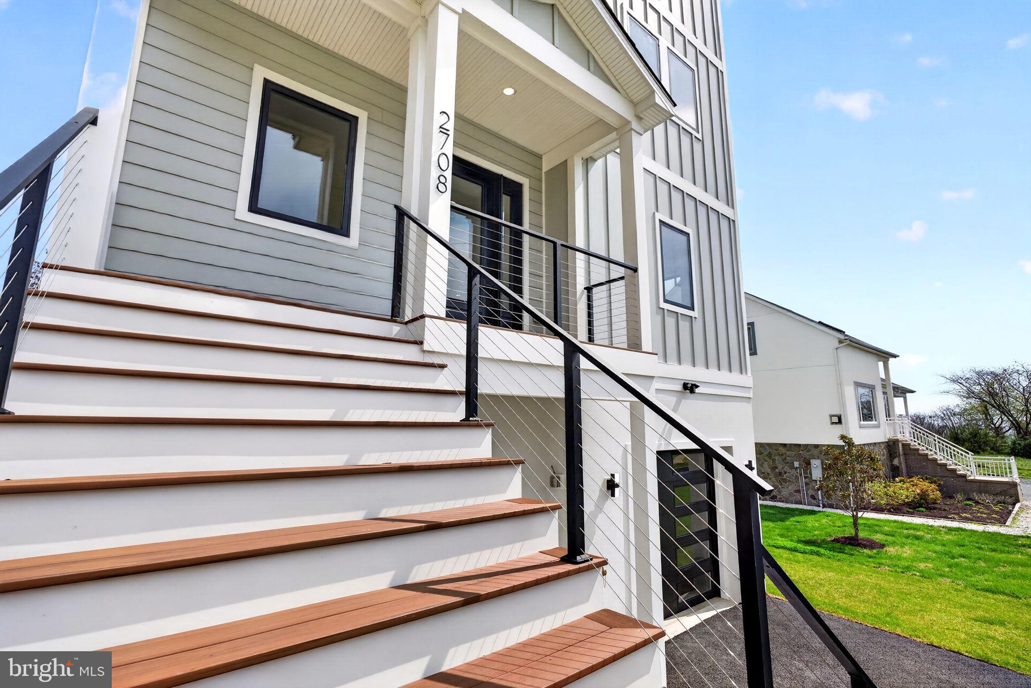 SWAN POINT - Residential