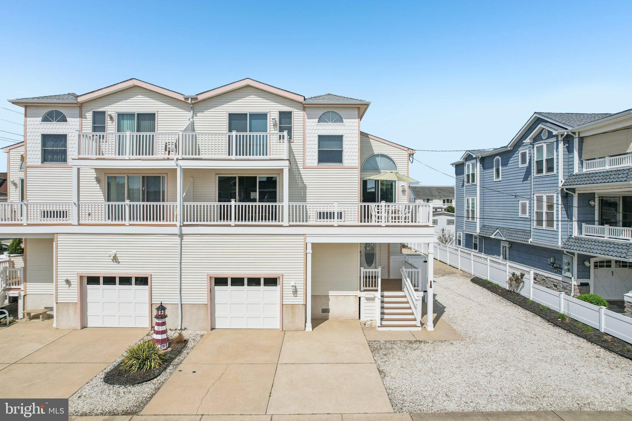 SWAN POINT - Residential