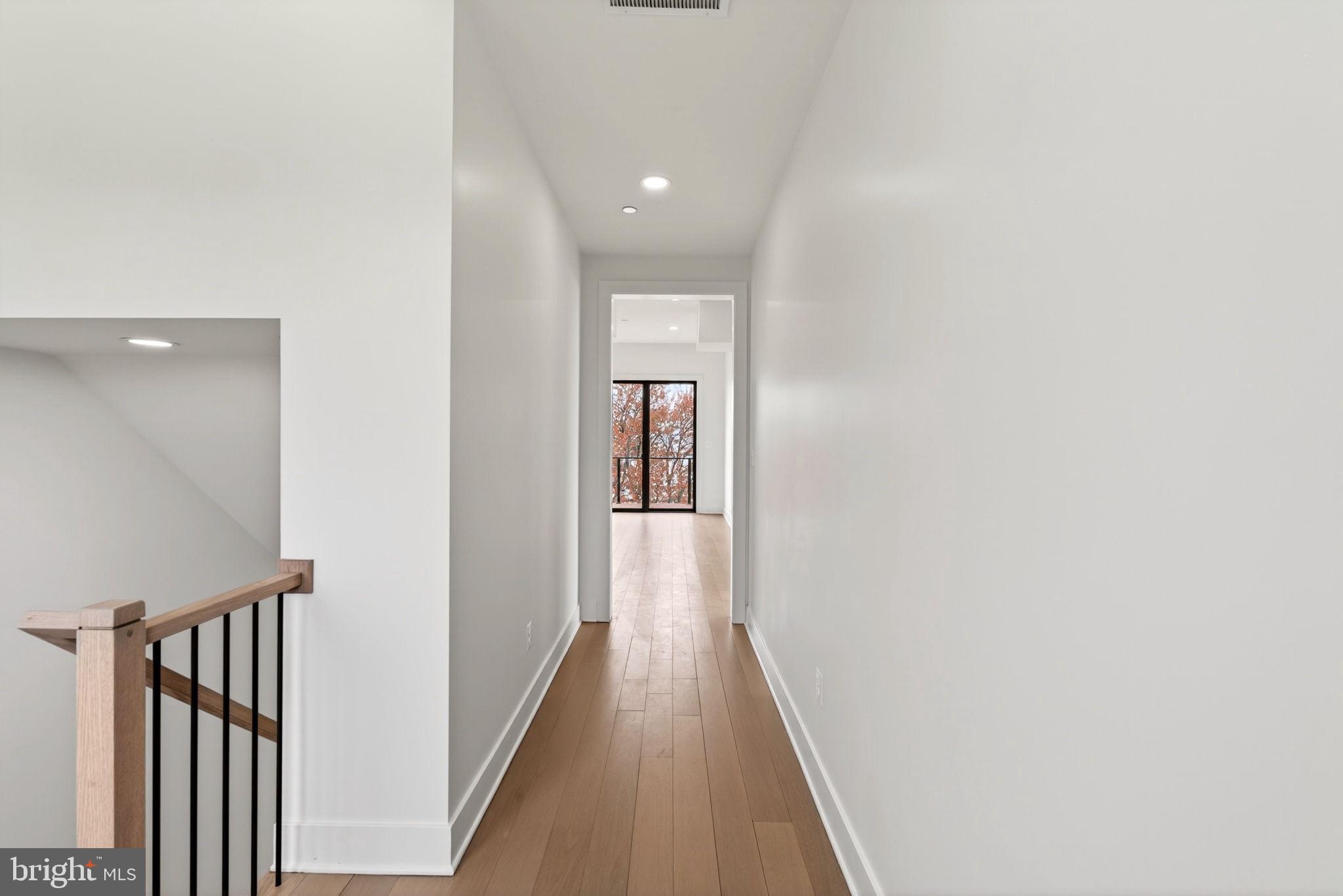 SWAN POINT - Residential