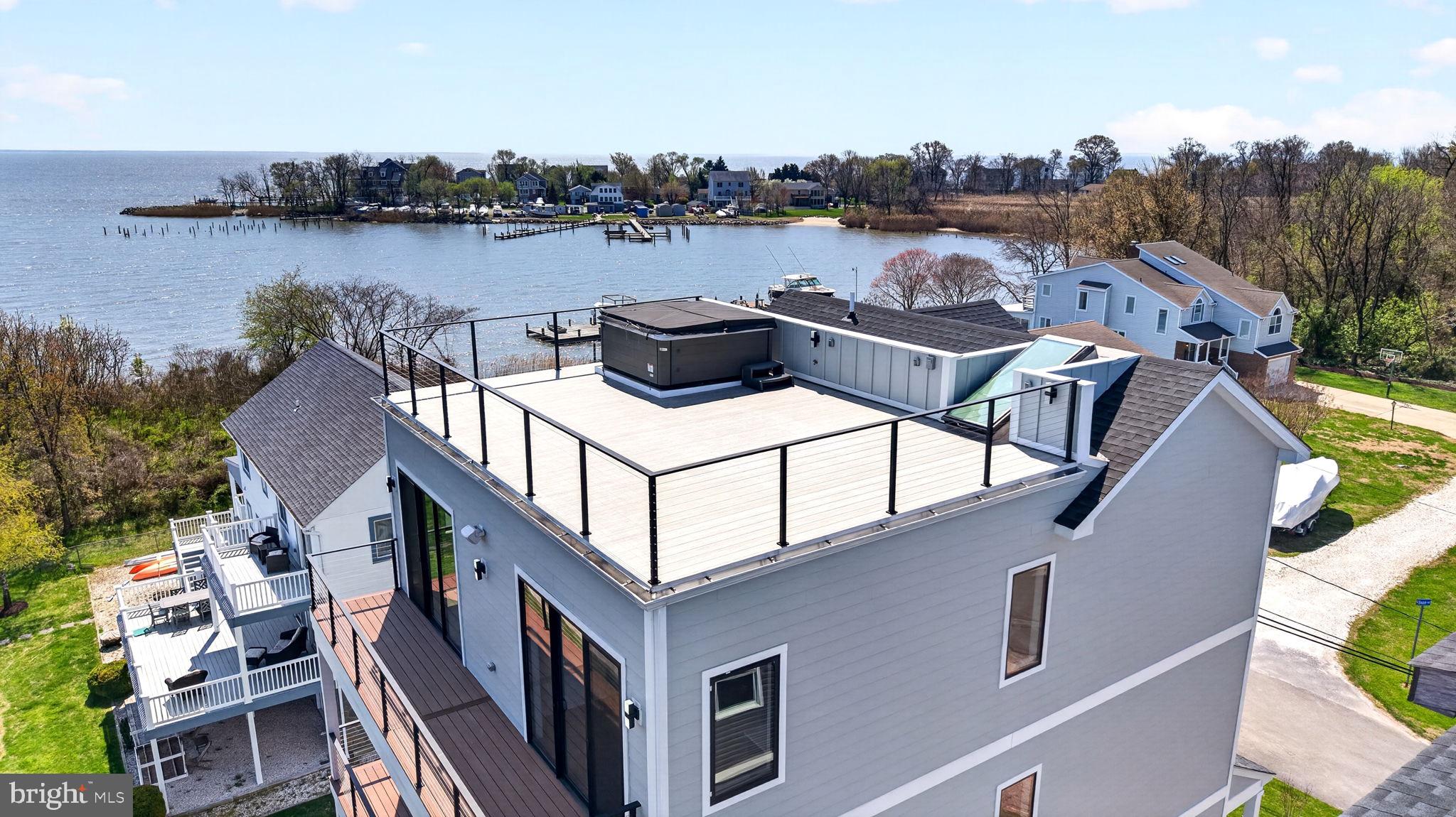 SWAN POINT - Residential