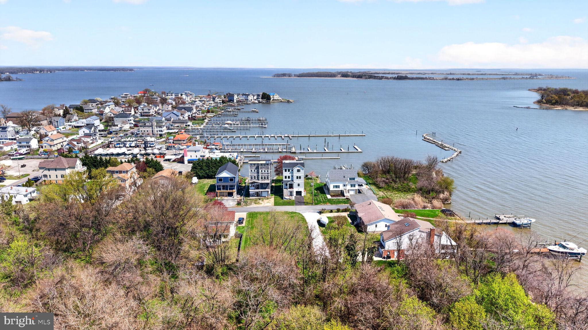 SWAN POINT - Residential