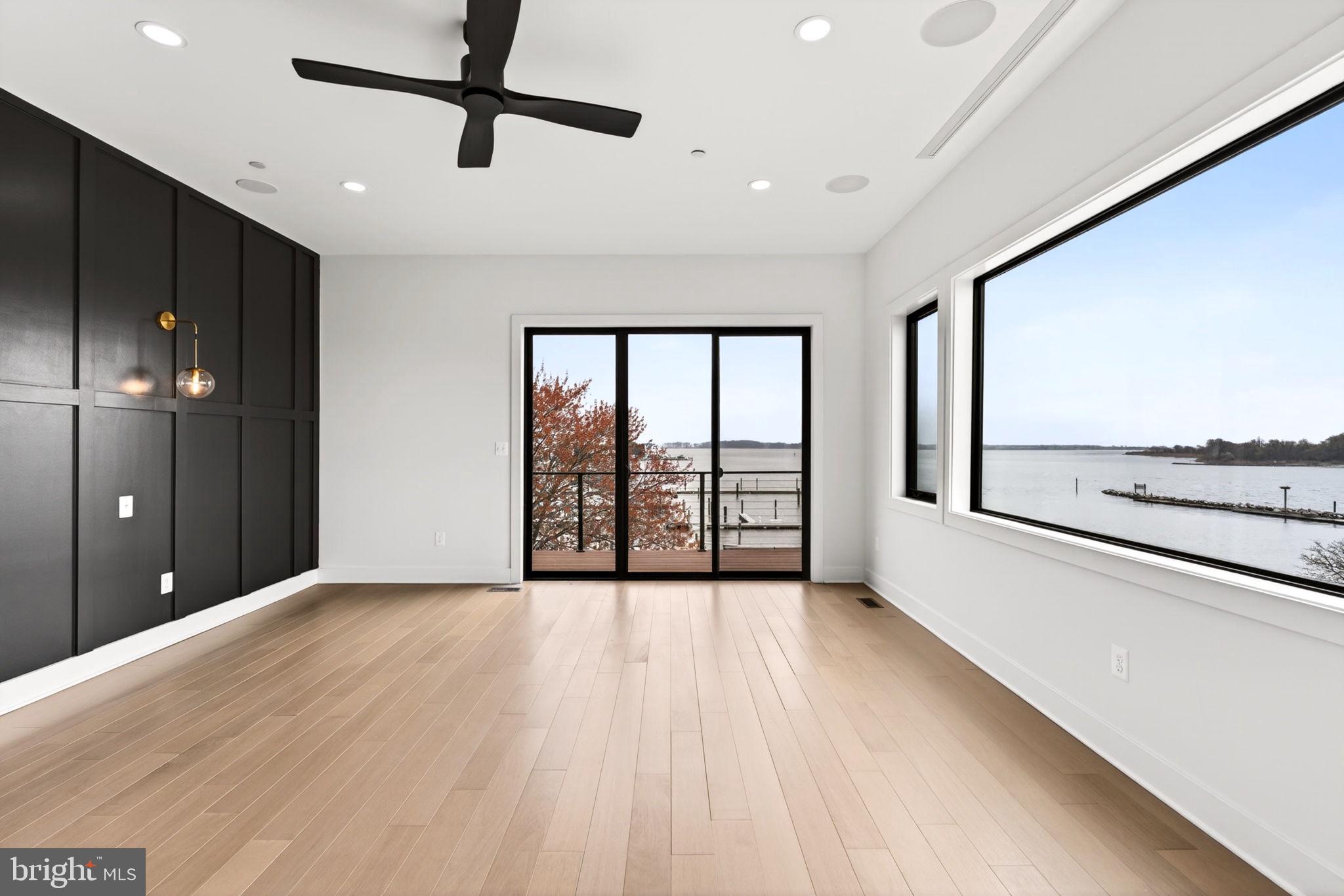 SWAN POINT - Residential