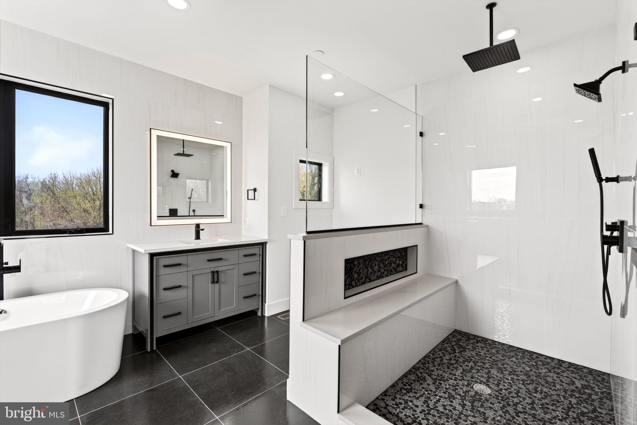 SWAN POINT - Residential