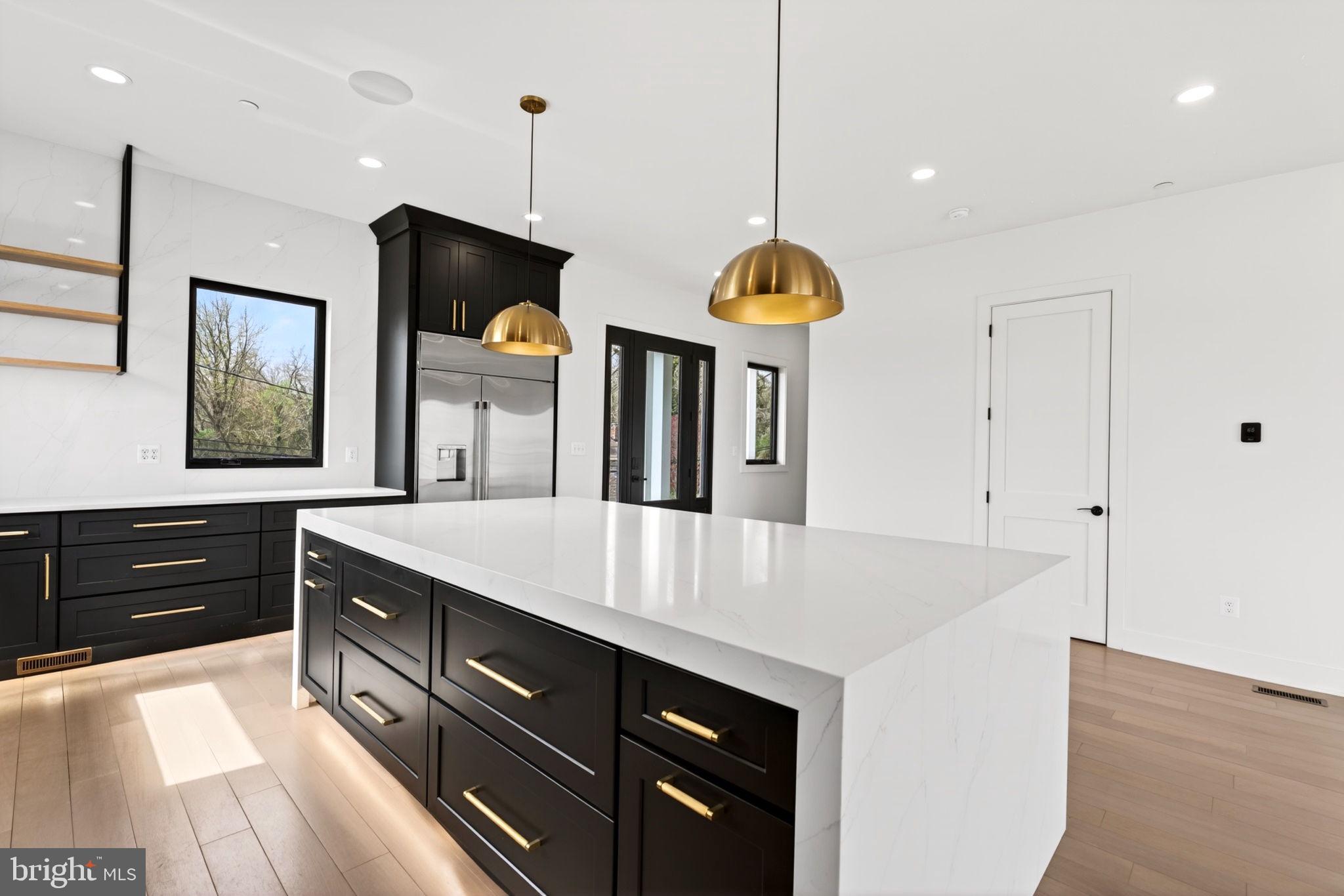 SWAN POINT - Residential