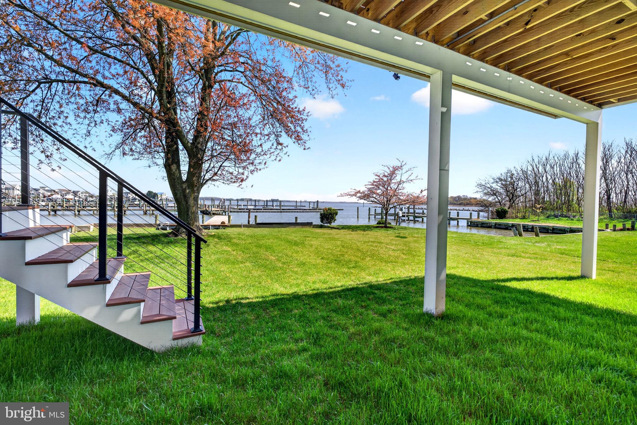 SWAN POINT - Residential