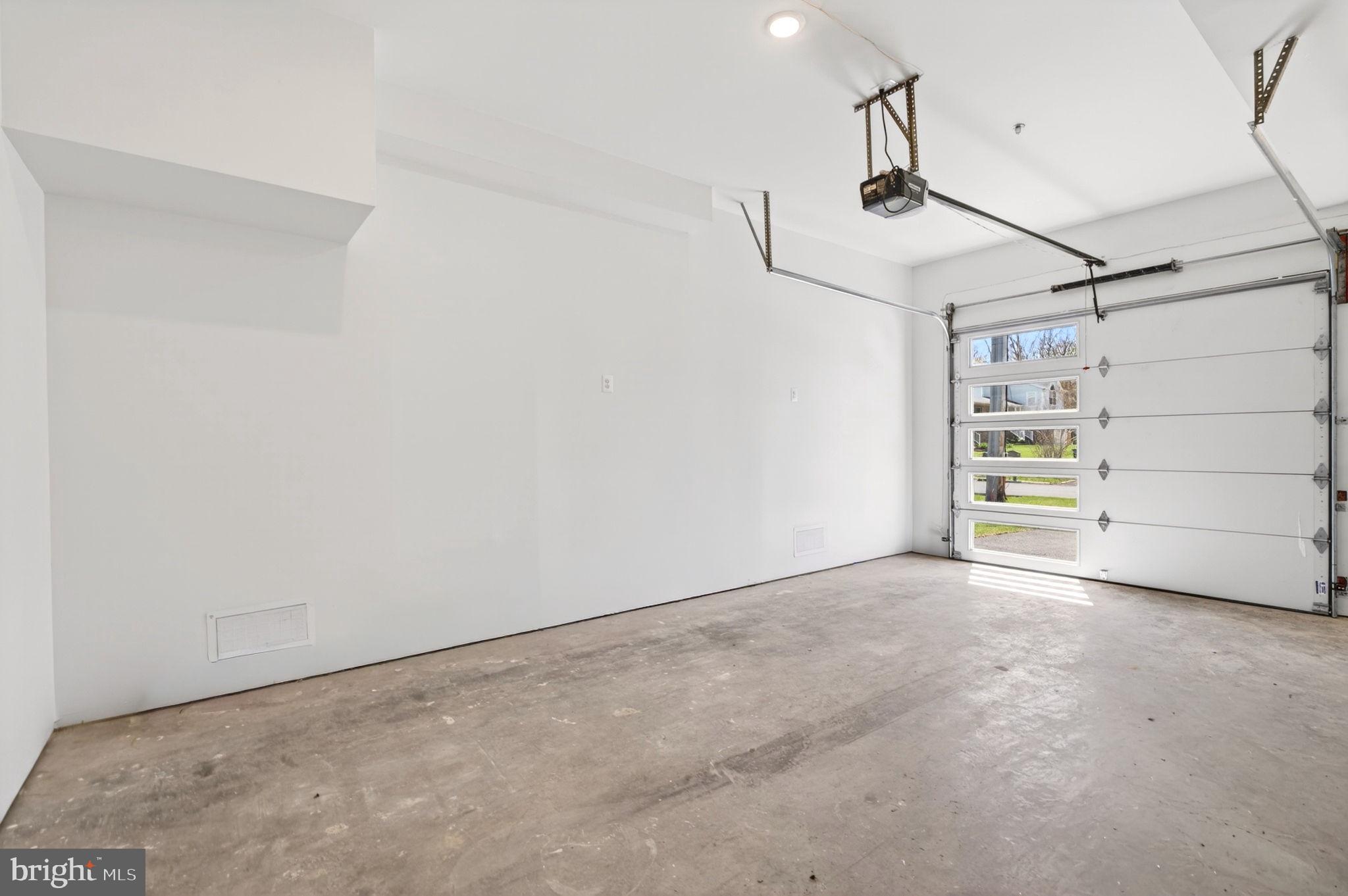 SWAN POINT - Residential