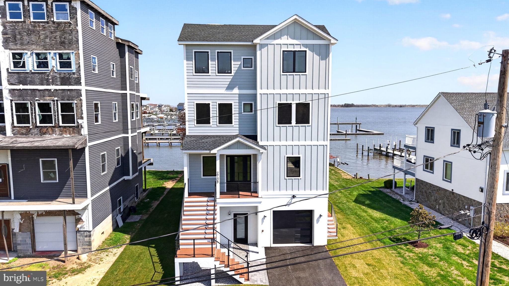 SWAN POINT - Residential