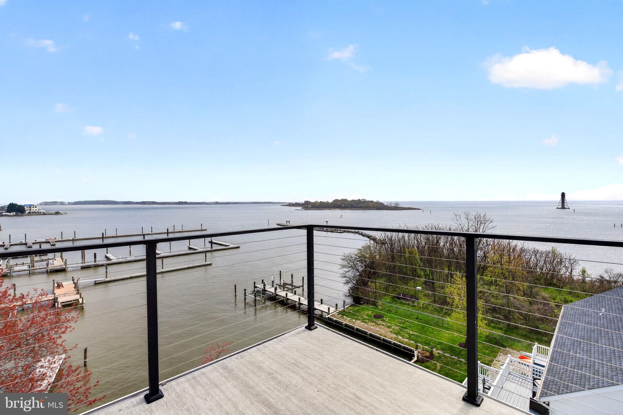 SWAN POINT - Residential