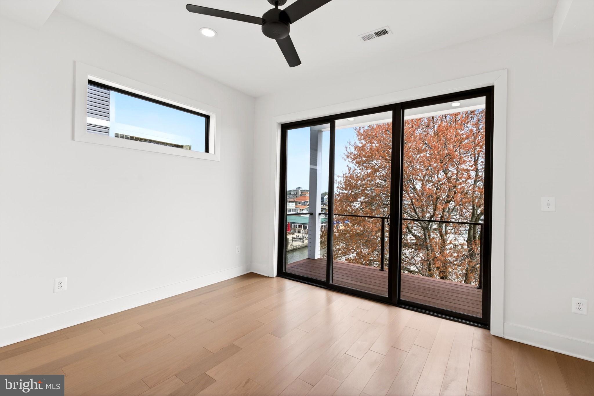 SWAN POINT - Residential