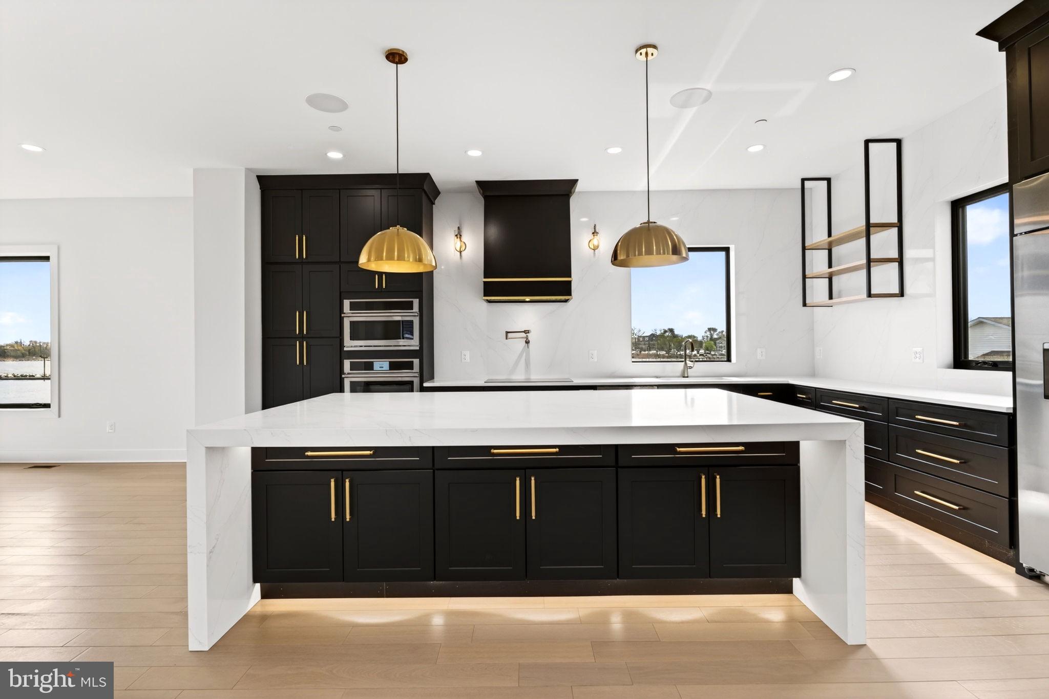 SWAN POINT - Residential