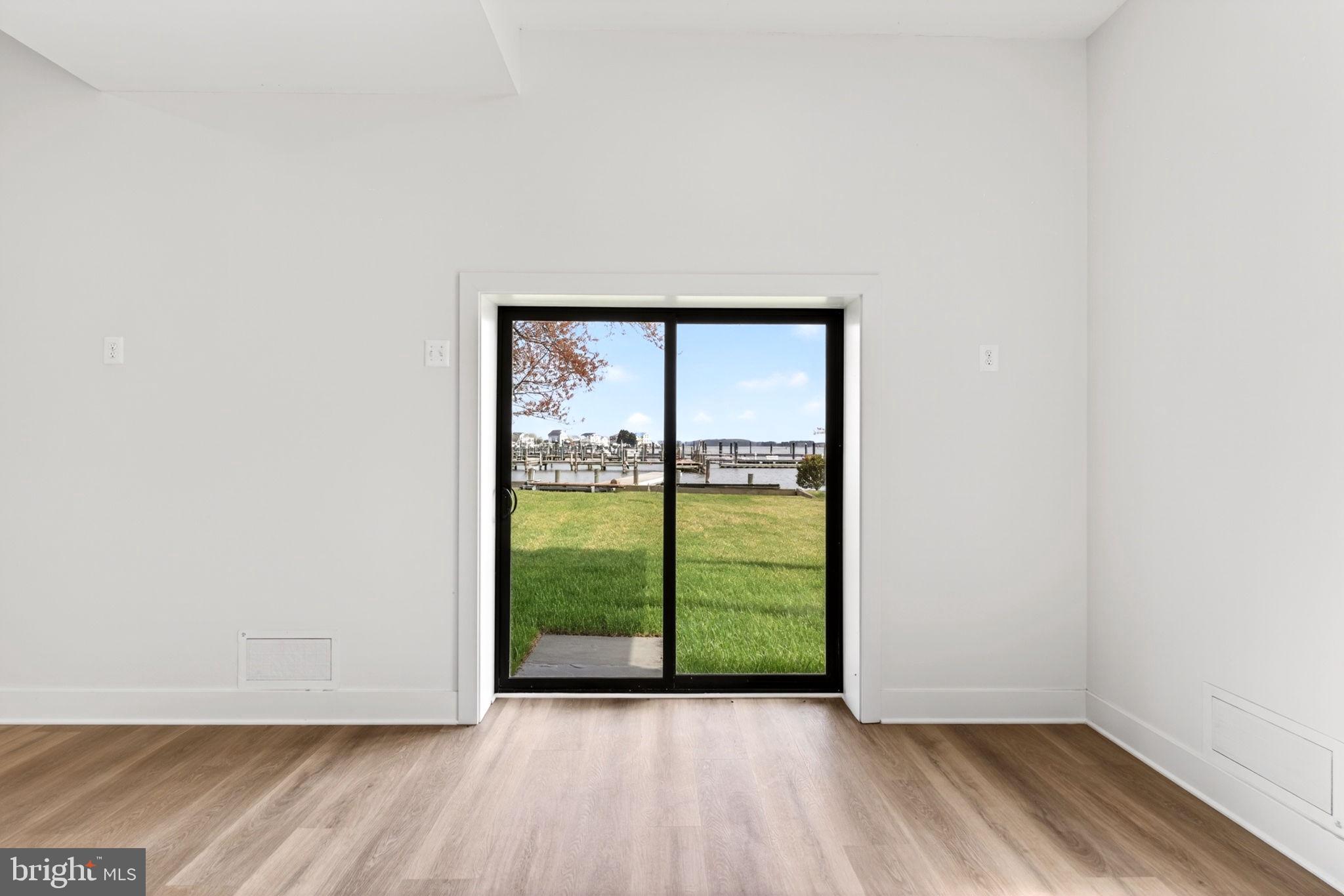 SWAN POINT - Residential