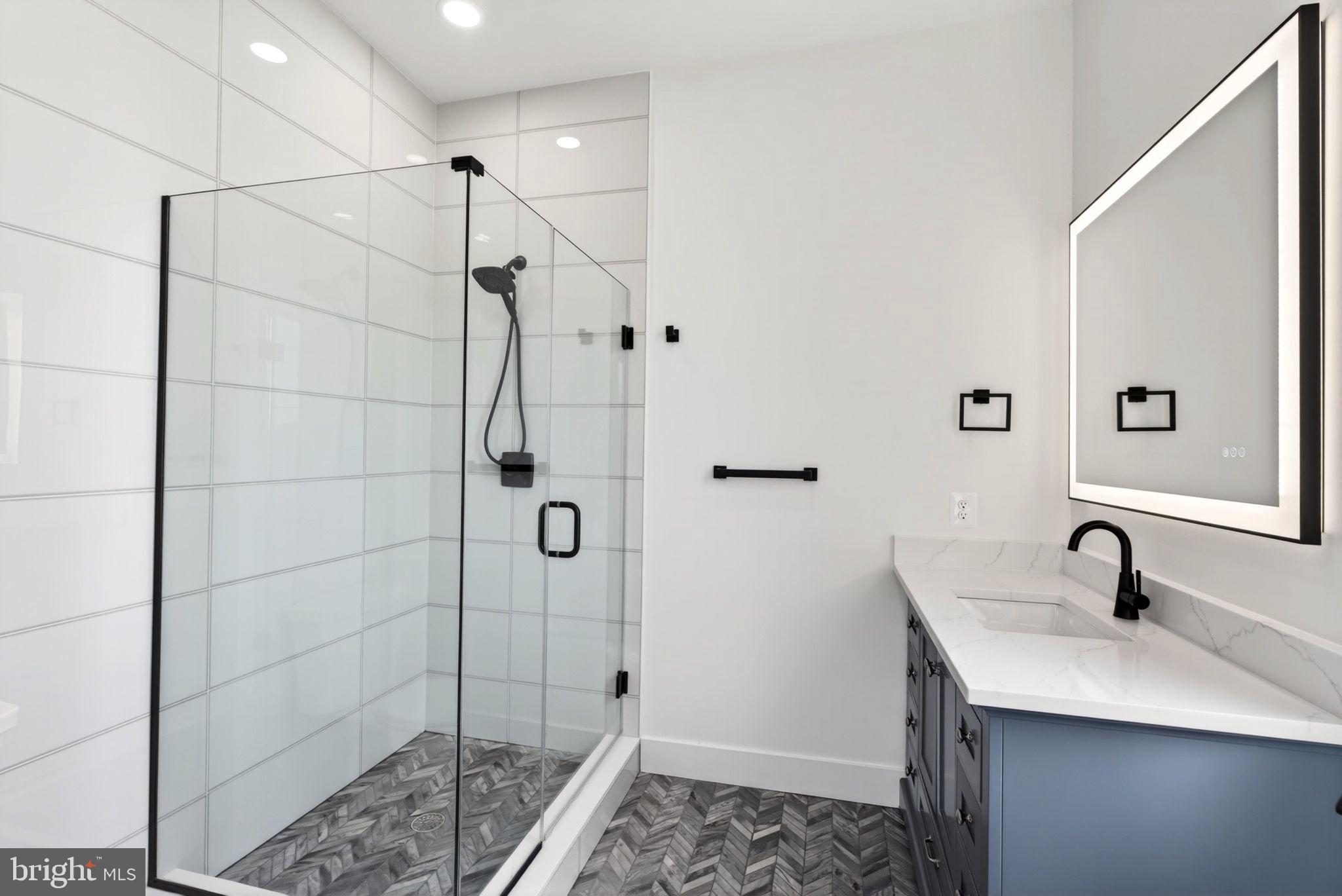 SWAN POINT - Residential