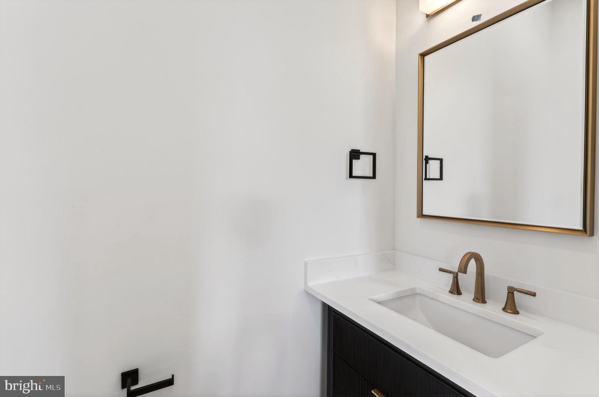 SWAN POINT - Residential