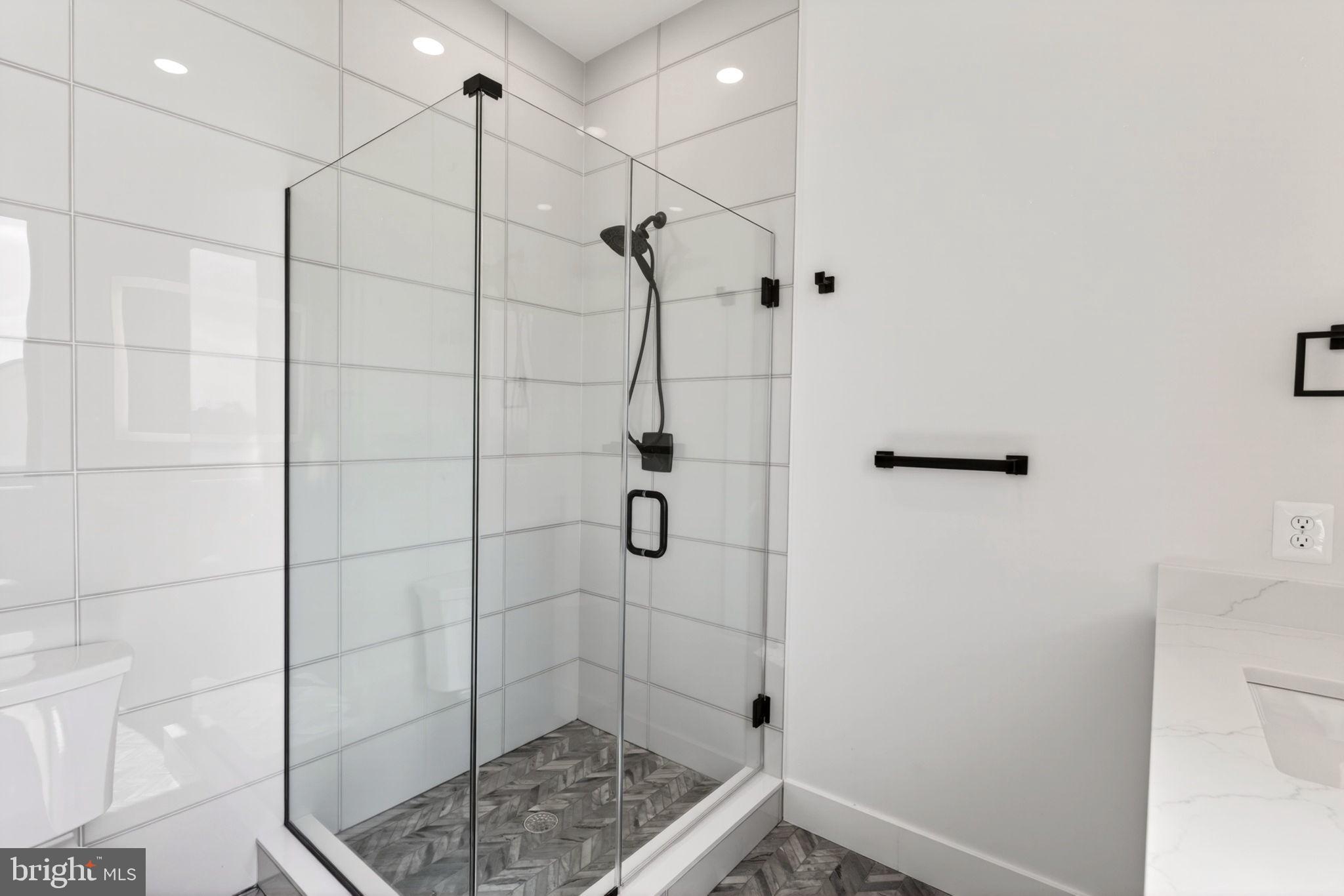 SWAN POINT - Residential