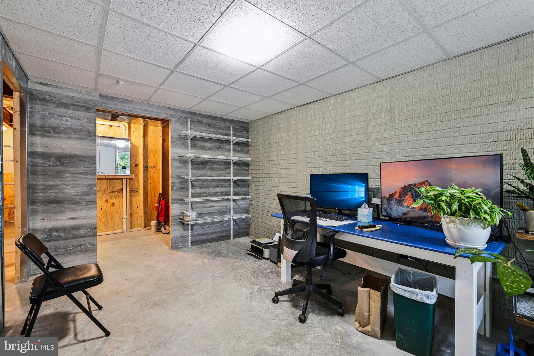 SNADER'S SUMMIT - Residential