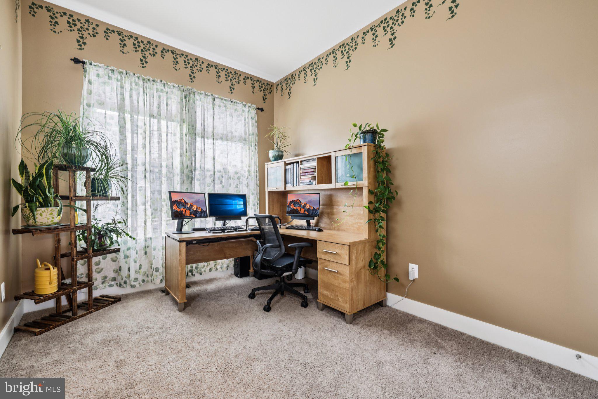 SNADER'S SUMMIT - Residential