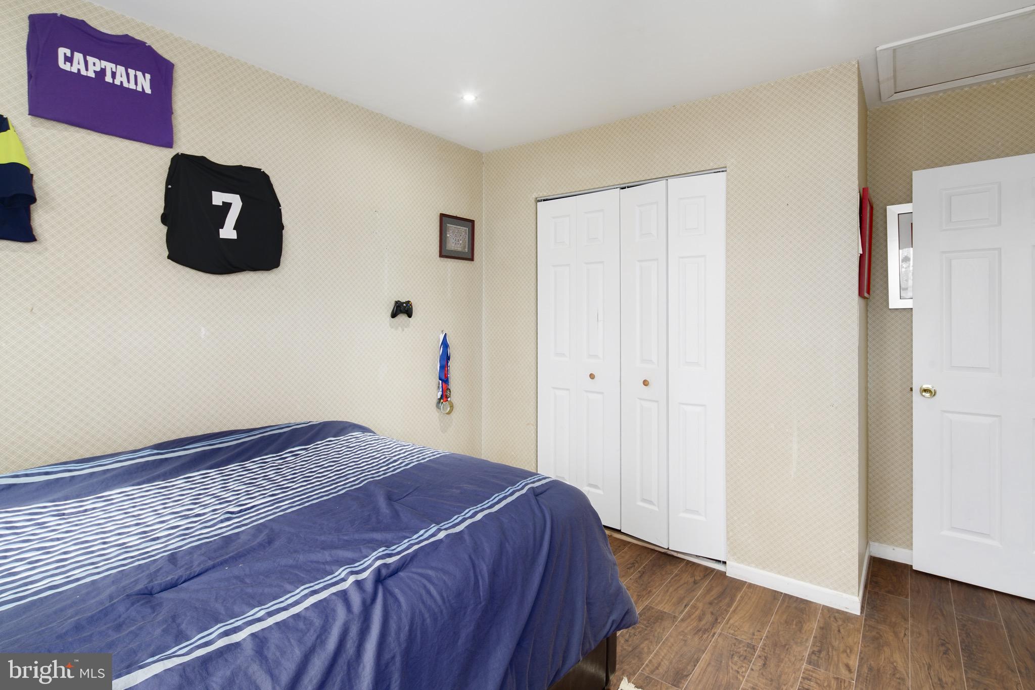EXECUTIVE PARK - Residential