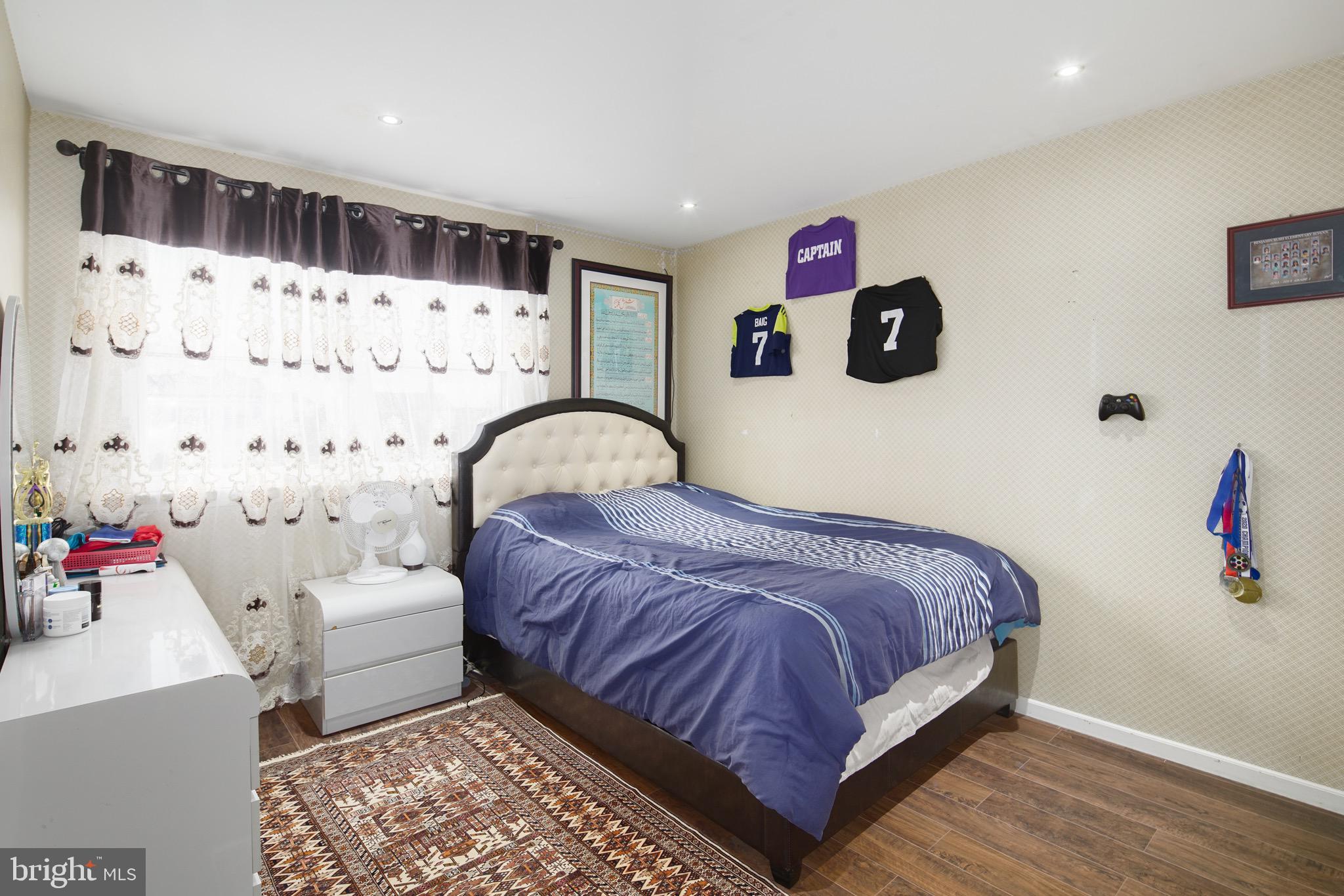 EXECUTIVE PARK - Residential