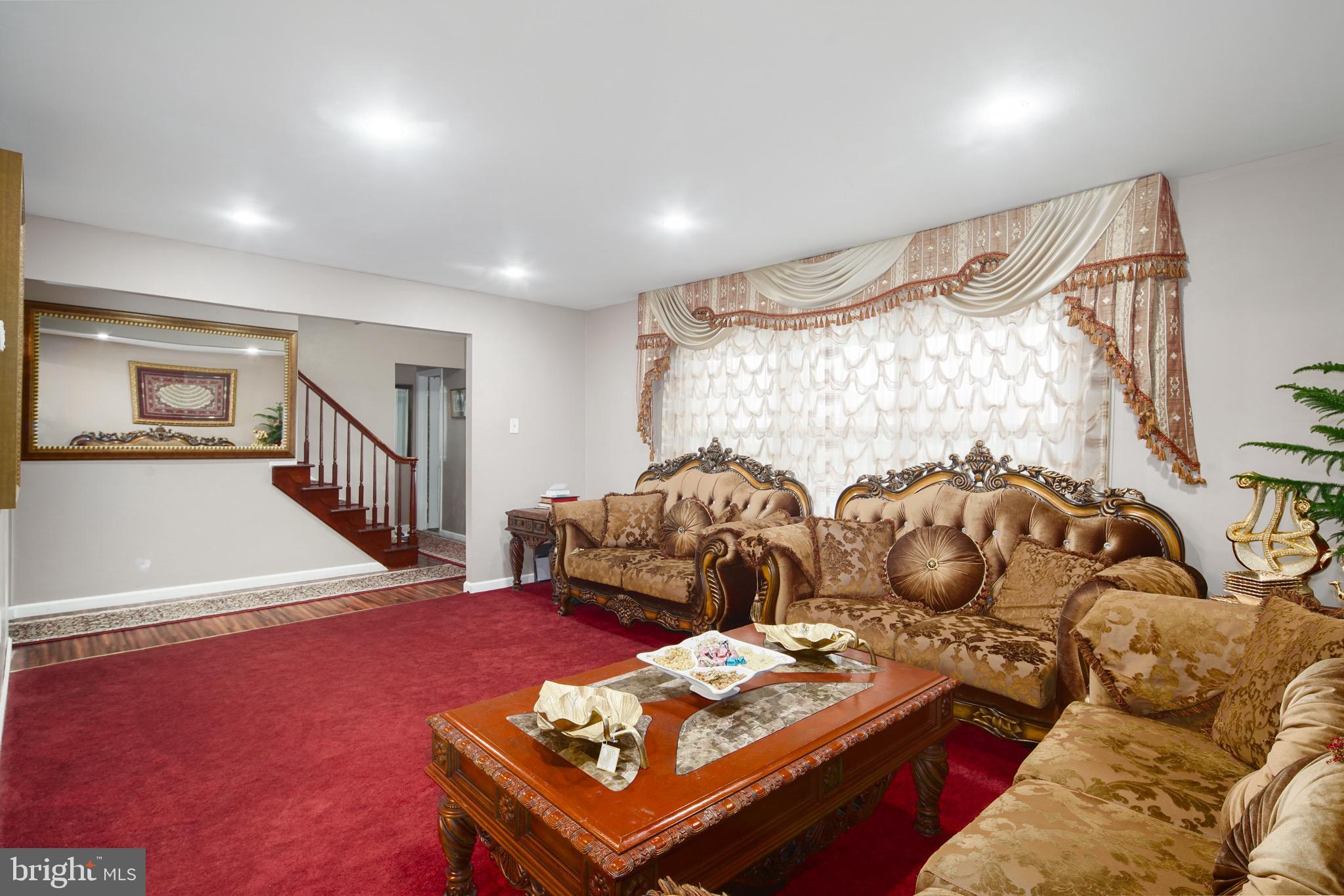 EXECUTIVE PARK - Residential