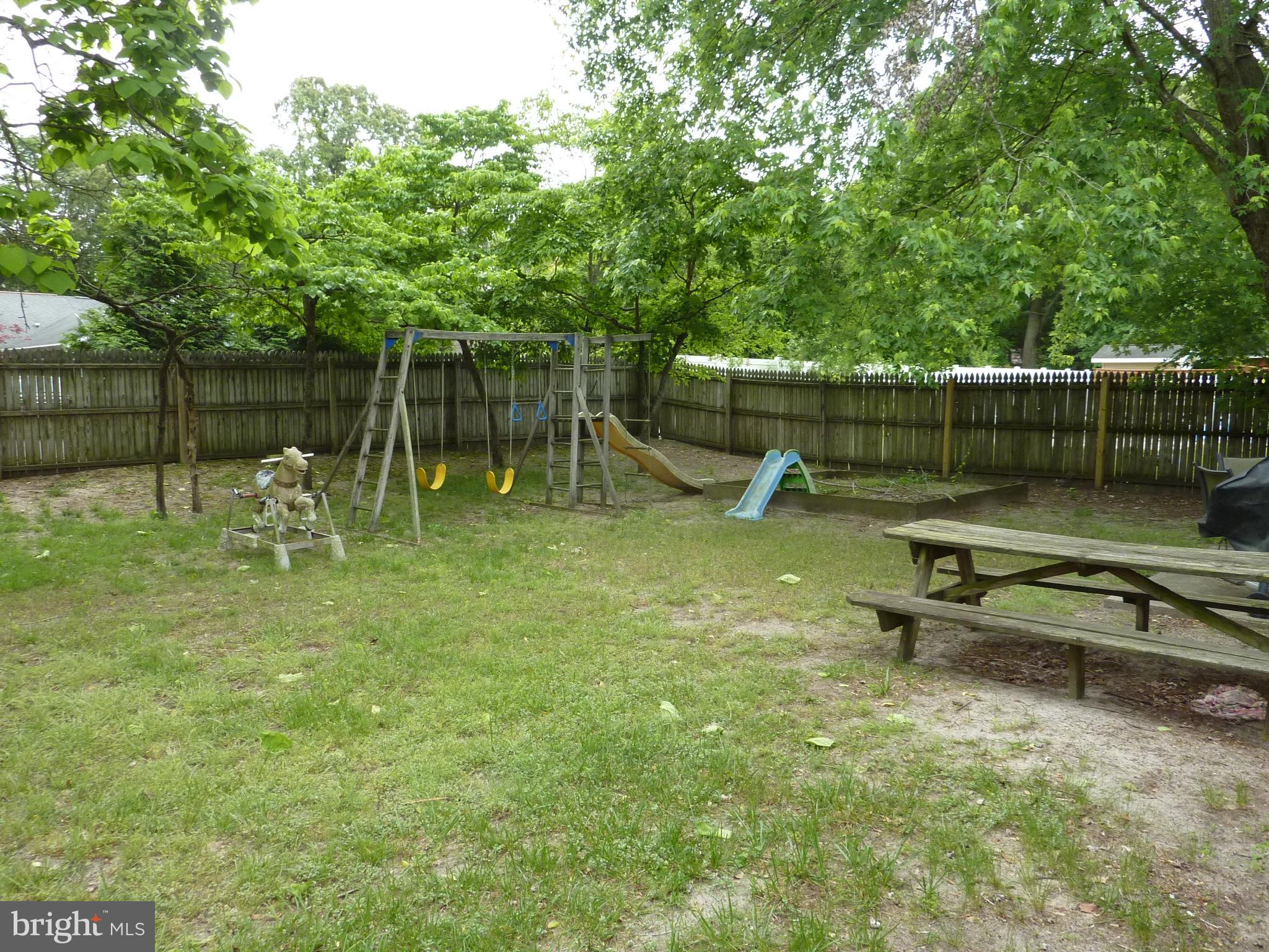 SCHUMAKER GLEN - Residential