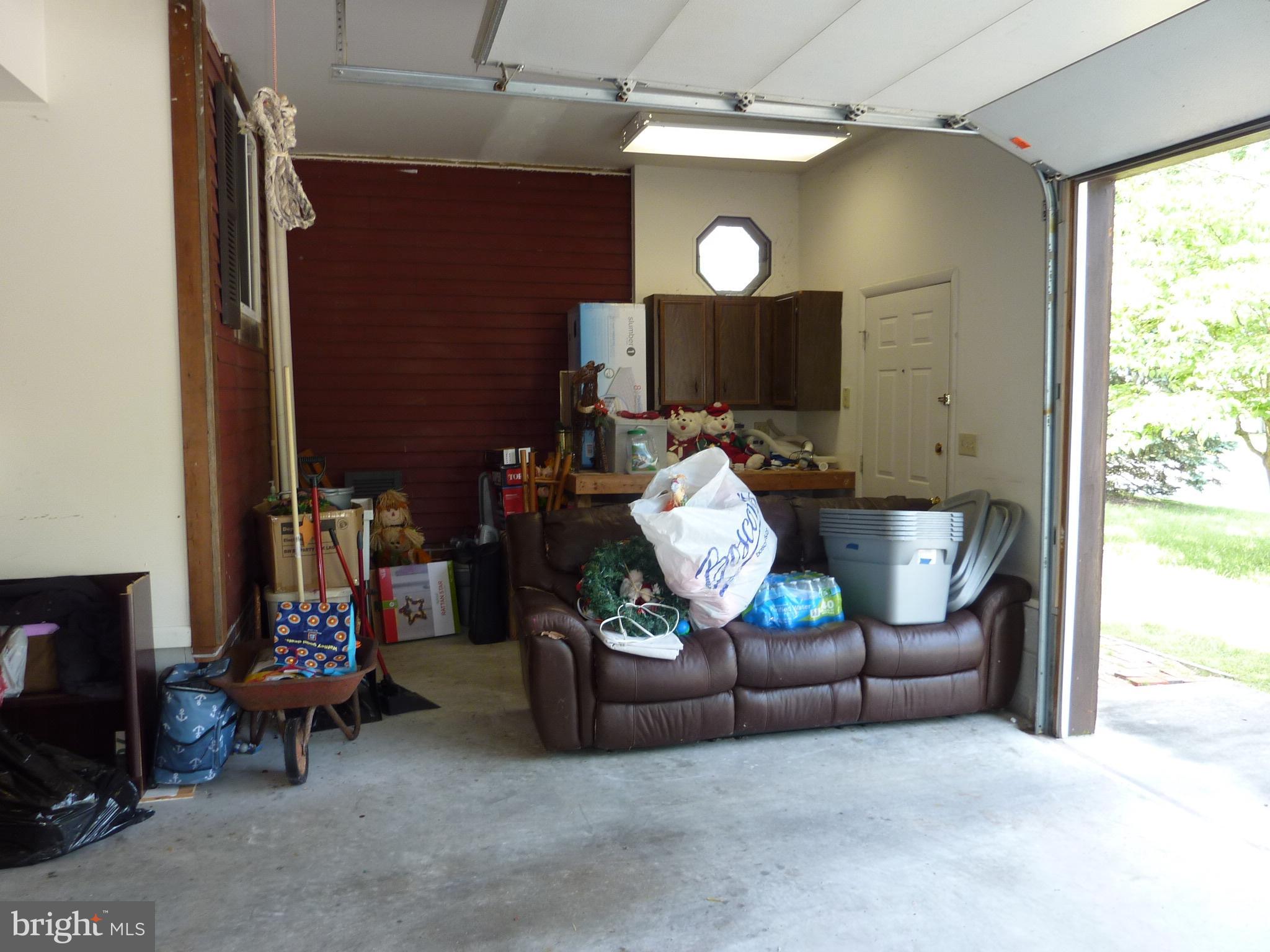 SCHUMAKER GLEN - Residential