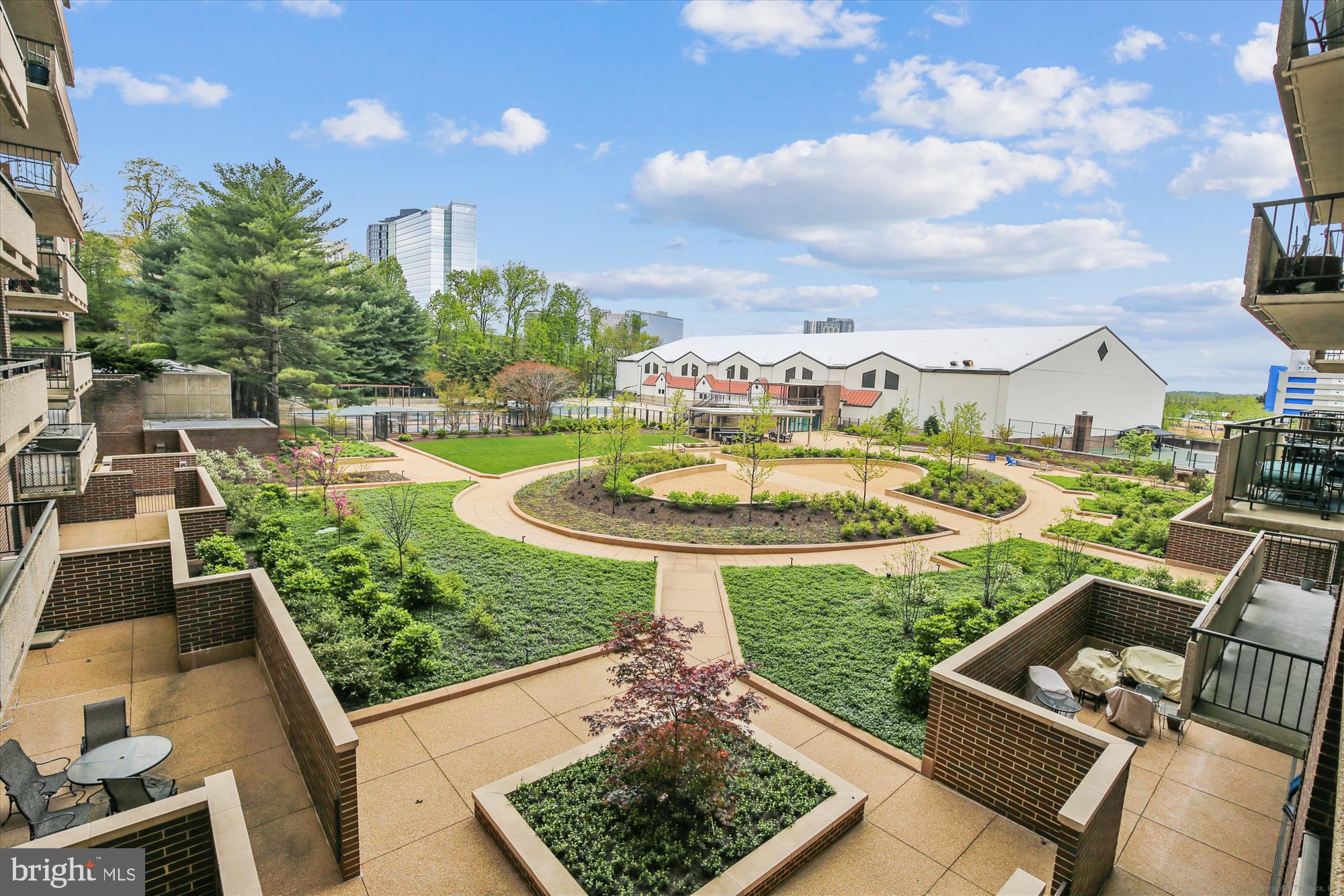 REGENCY AT MCLEAN - Residential