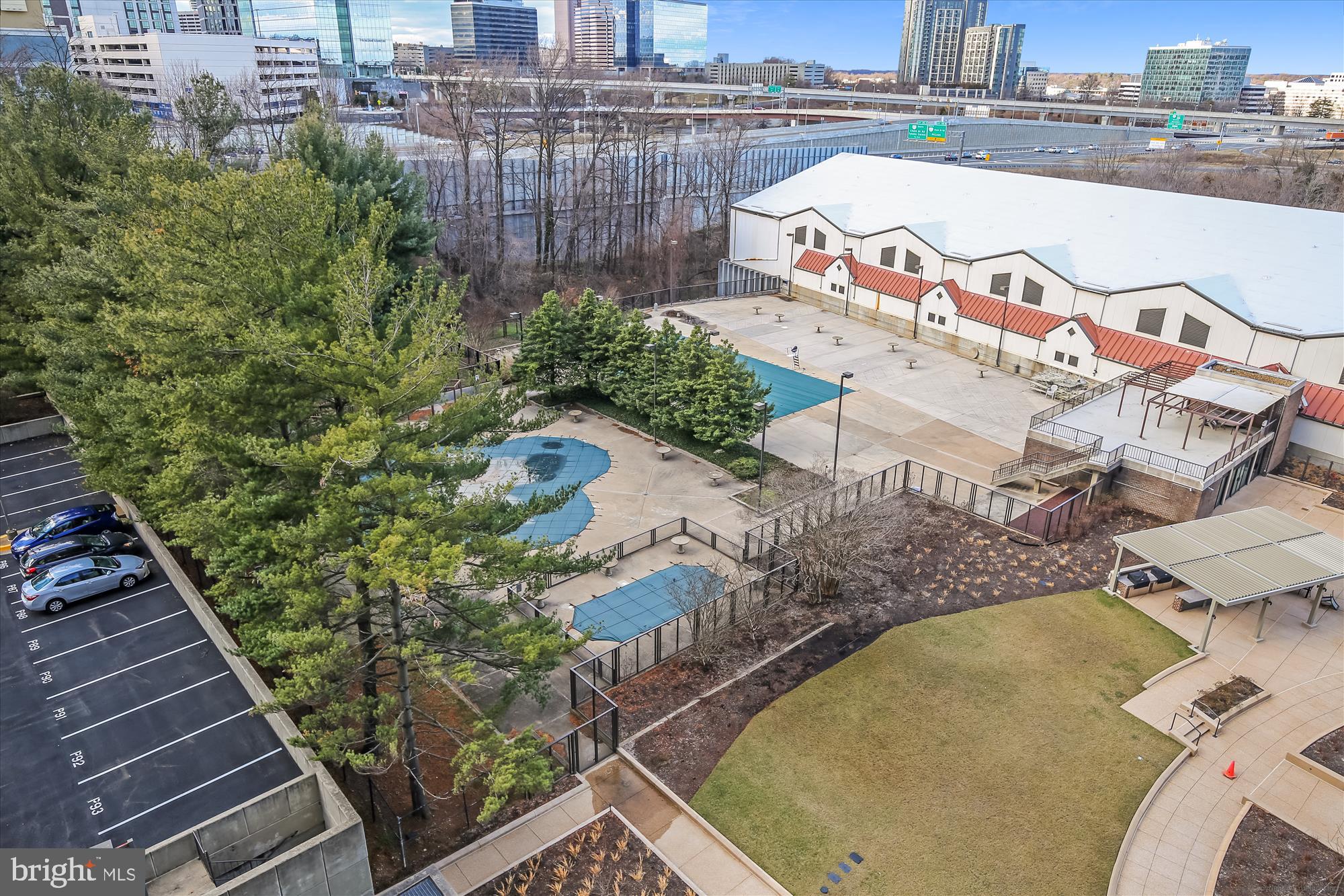 REGENCY AT MCLEAN - Residential