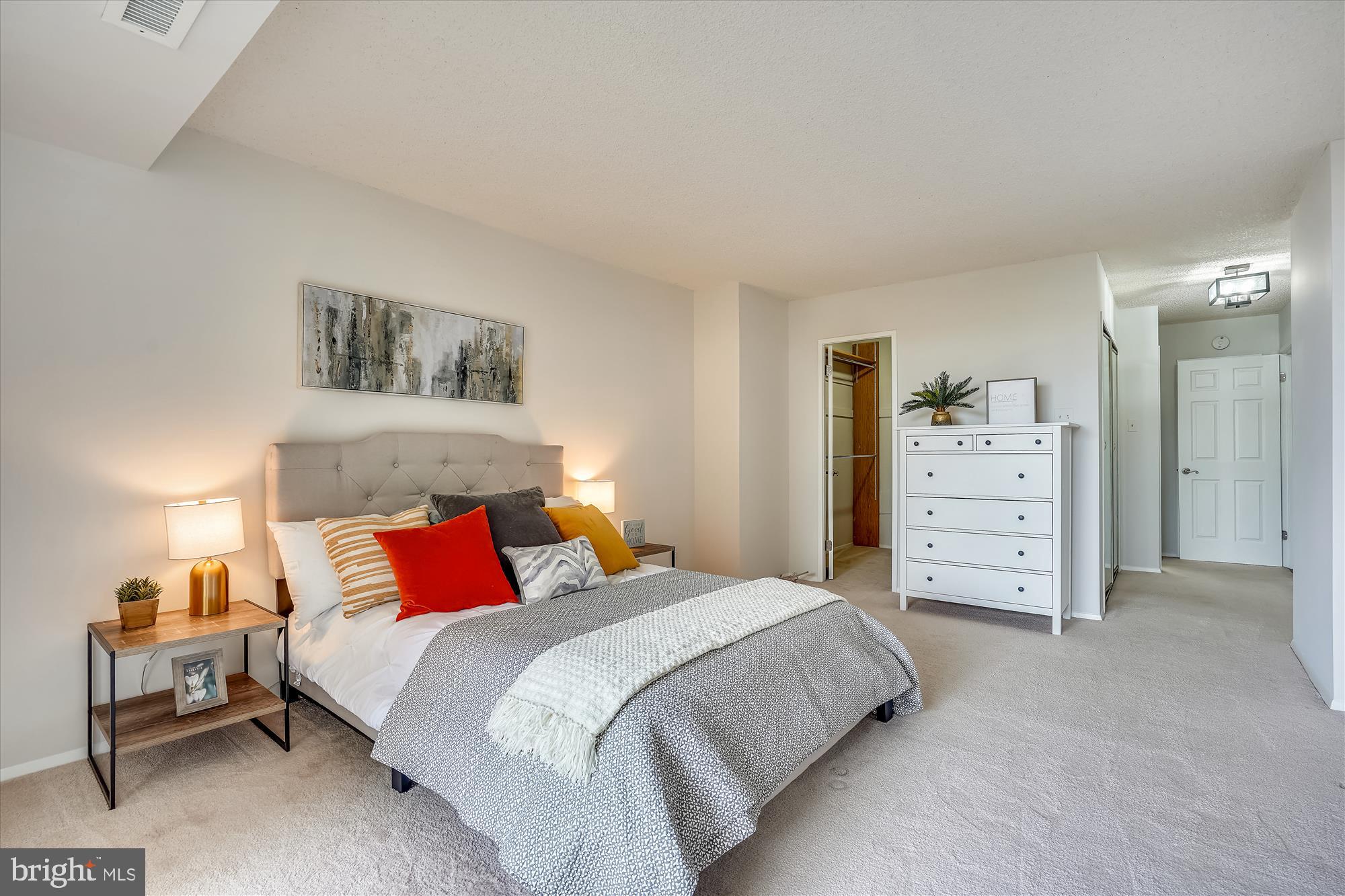 REGENCY AT MCLEAN - Residential