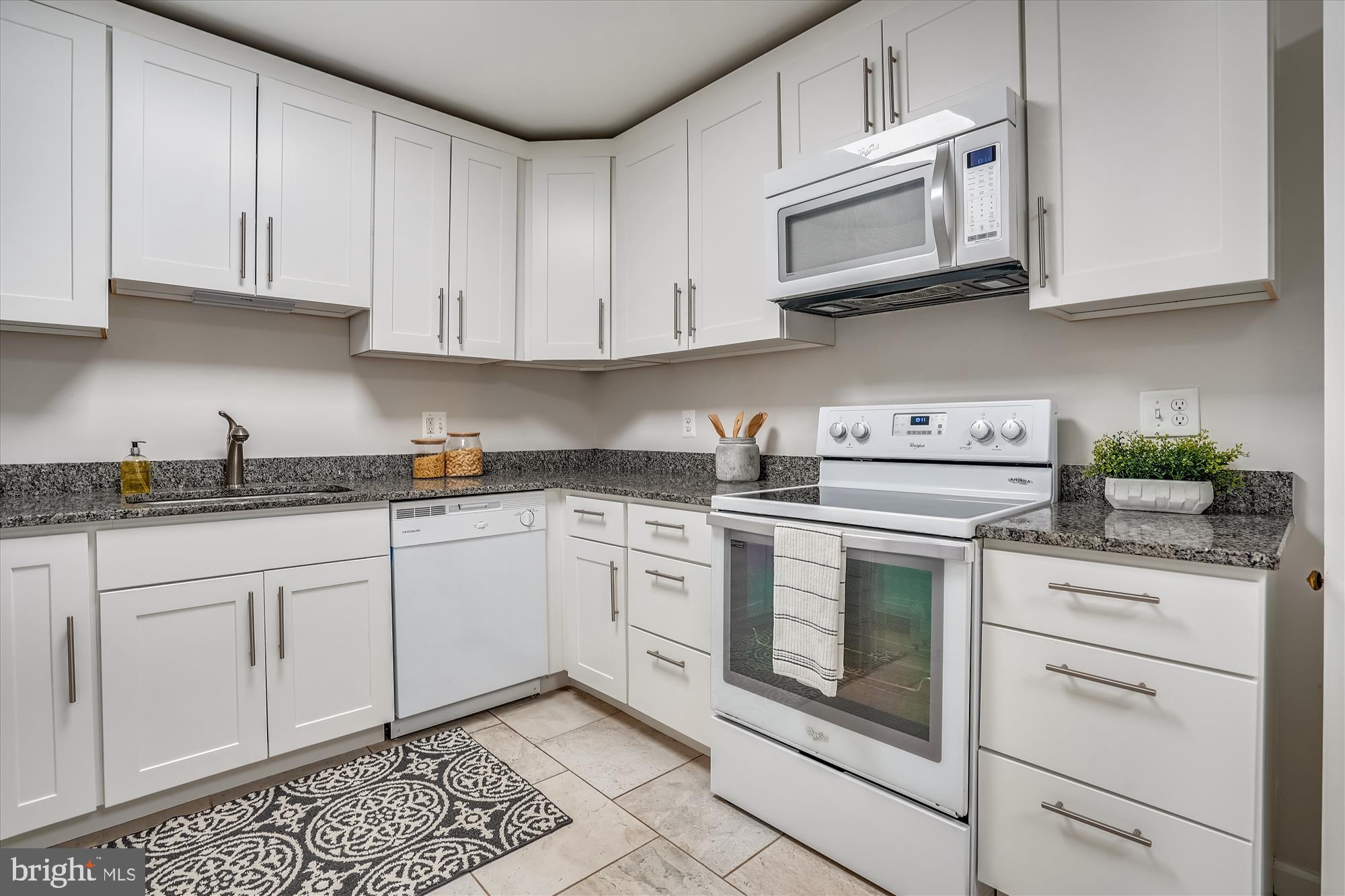 REGENCY AT MCLEAN - Residential