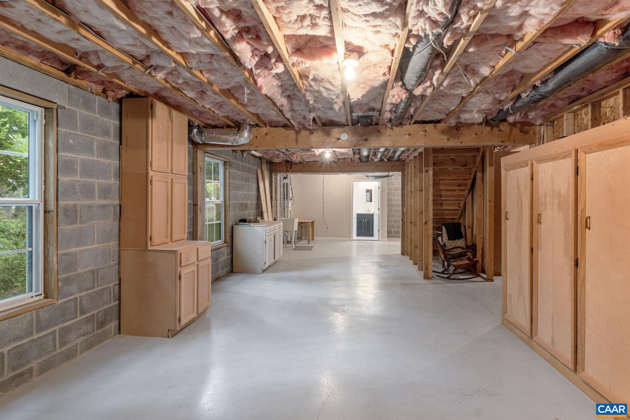 LAKE MONTICELLO - Residential